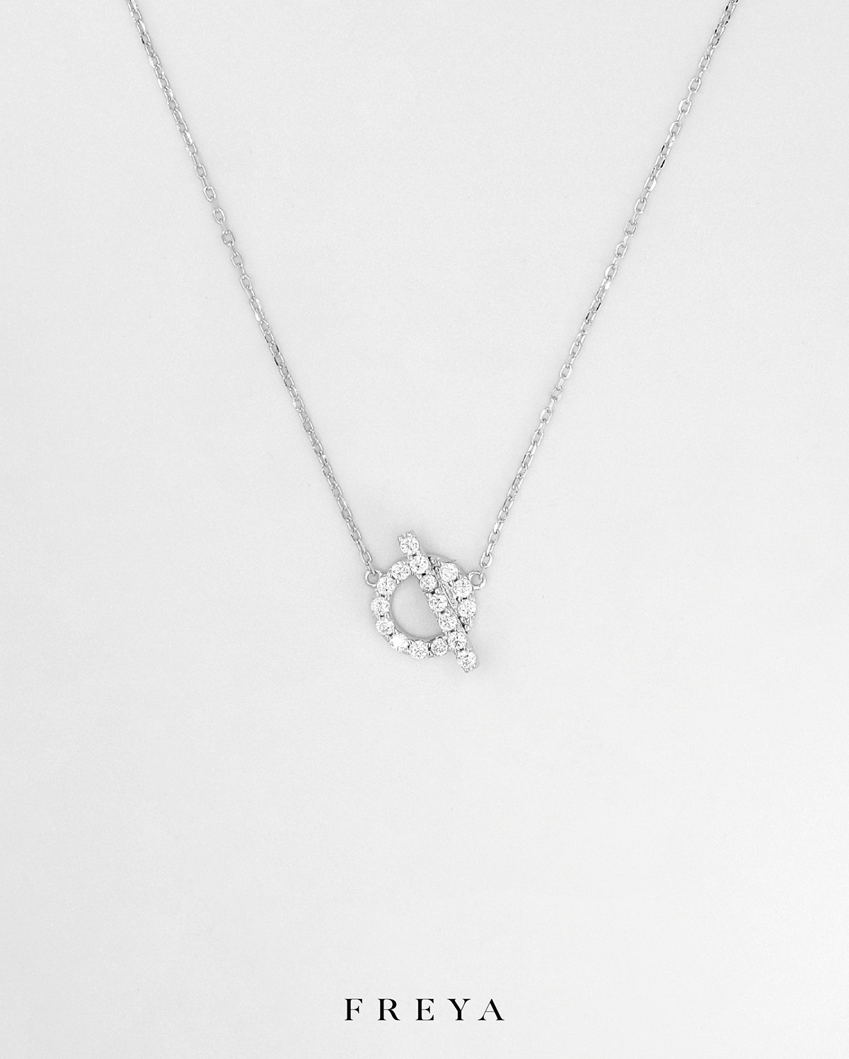 FREYA 滿鑲圈扣鏈牌