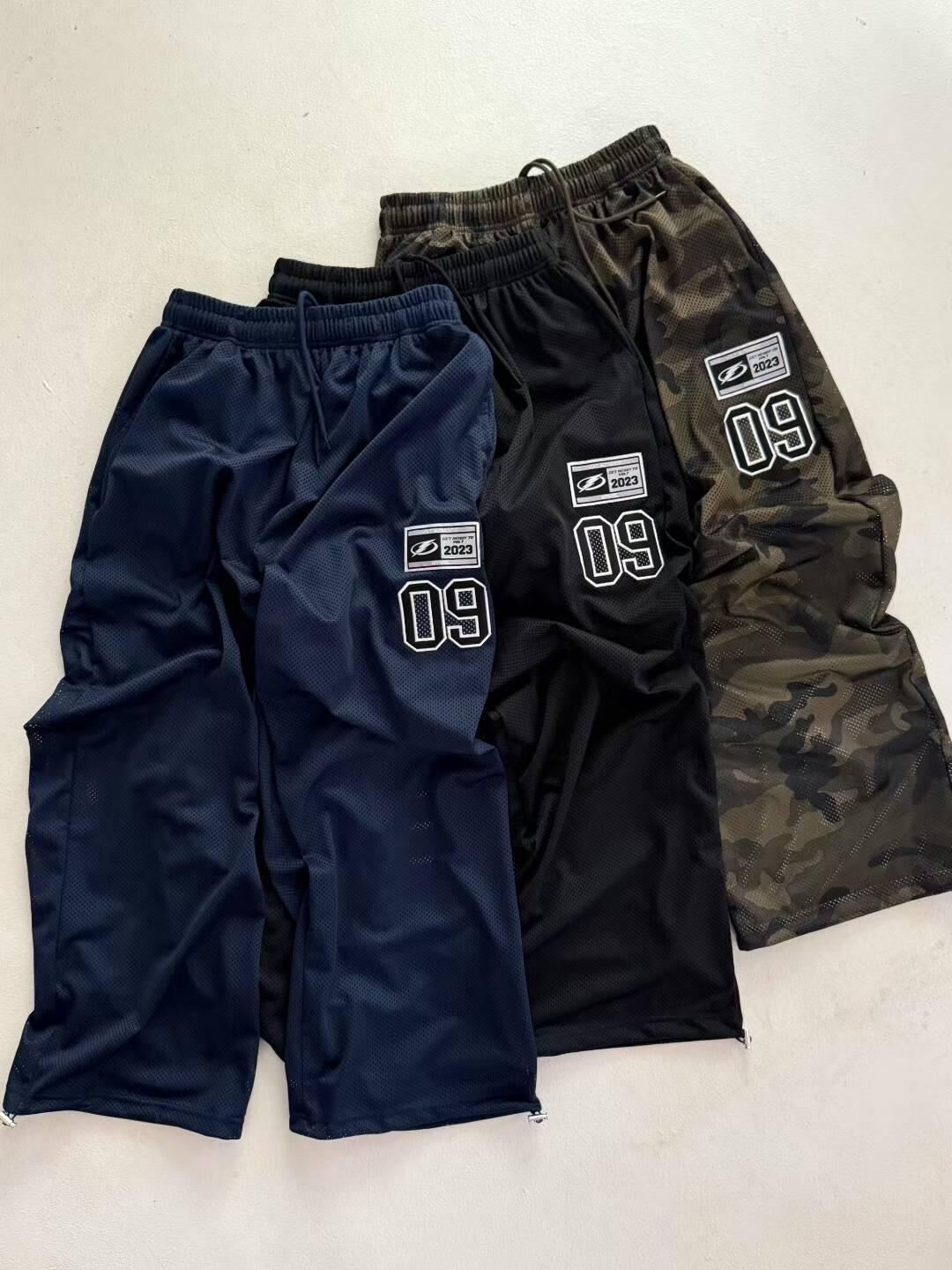 淨色/迷彩英文字可束腳鬆身褲 VOLT-098P