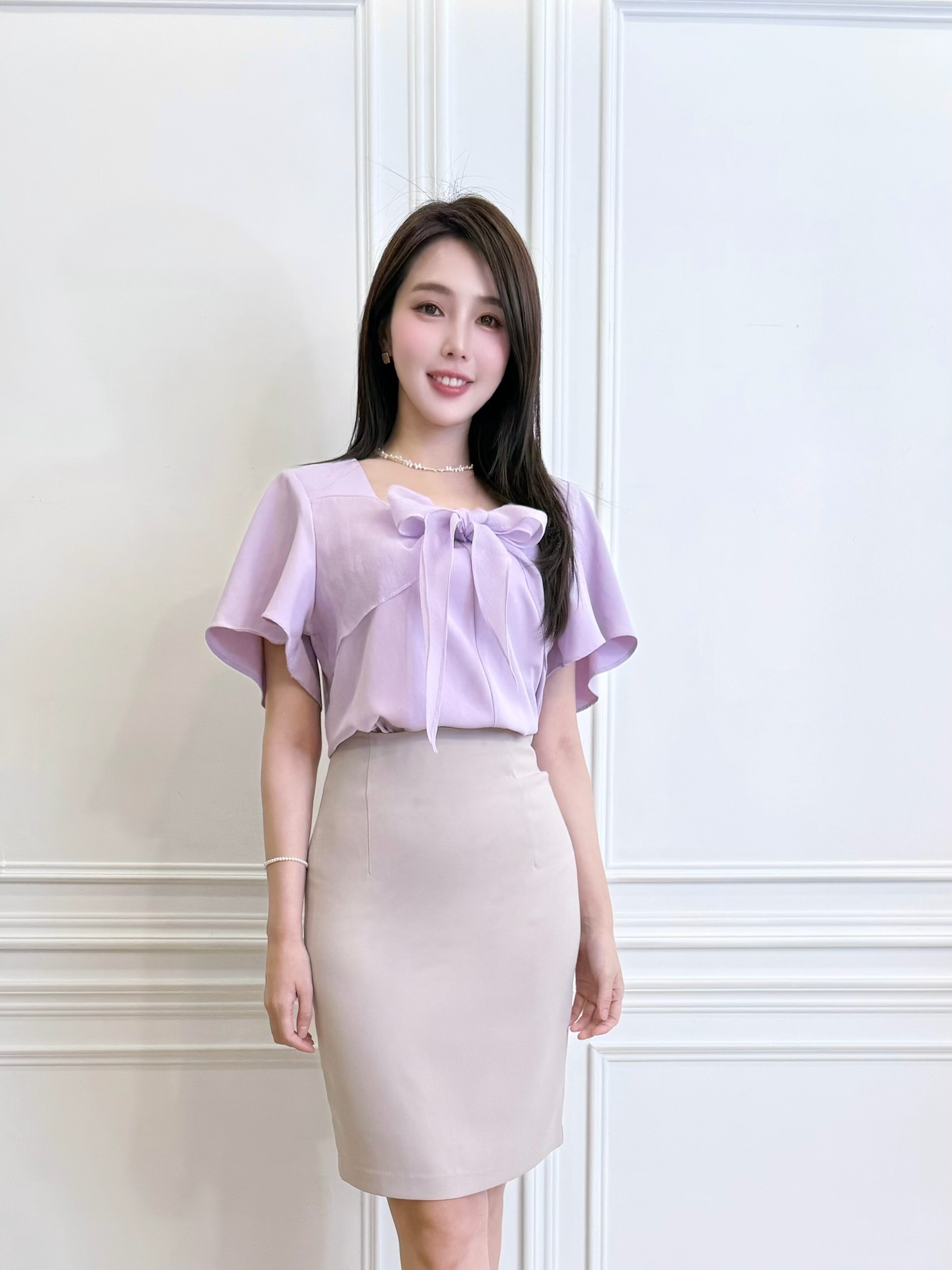 胸前透紗蝴蝶結短袖上衣