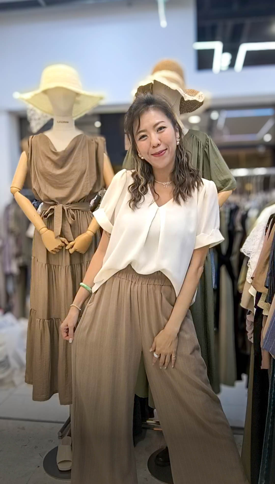 🥰PM_K9649  ▶️V領 開衩 素面上衣 👉B:118cm L:58cm👈
