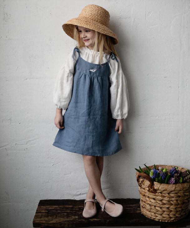 (預購)ALL THE BEAUTIFUL LINEN 亞麻細肩綁帶洋裝 RIBBON DRESS