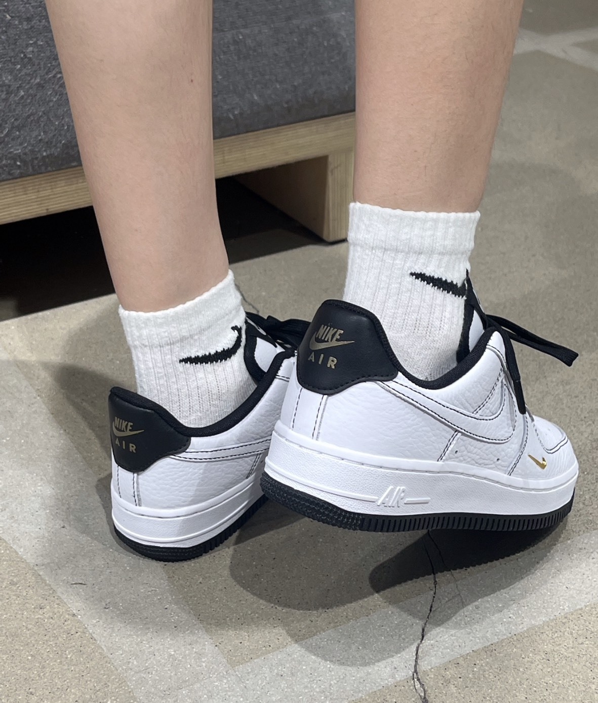 NIKE AIR FORCE 1 MINI JEWEL 小金勾 黑白款 女鞋