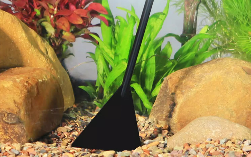 雙頭平砂鏟，輕鬆打造魚缸高低坡，日常底砂整理更便利