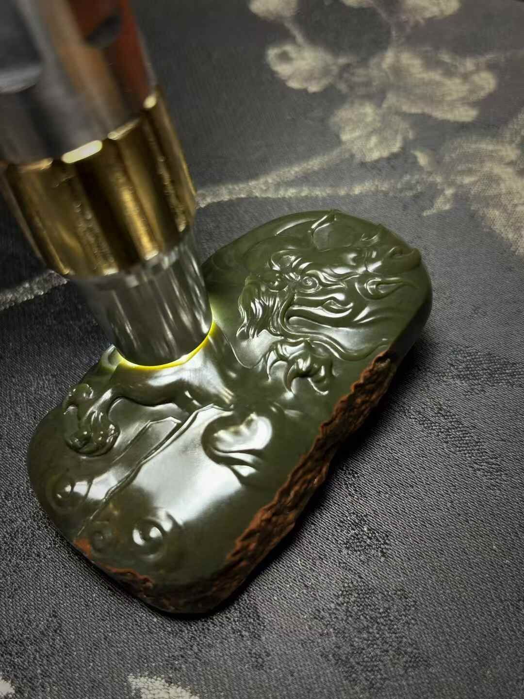 712744 和田玉戈壁龍牌