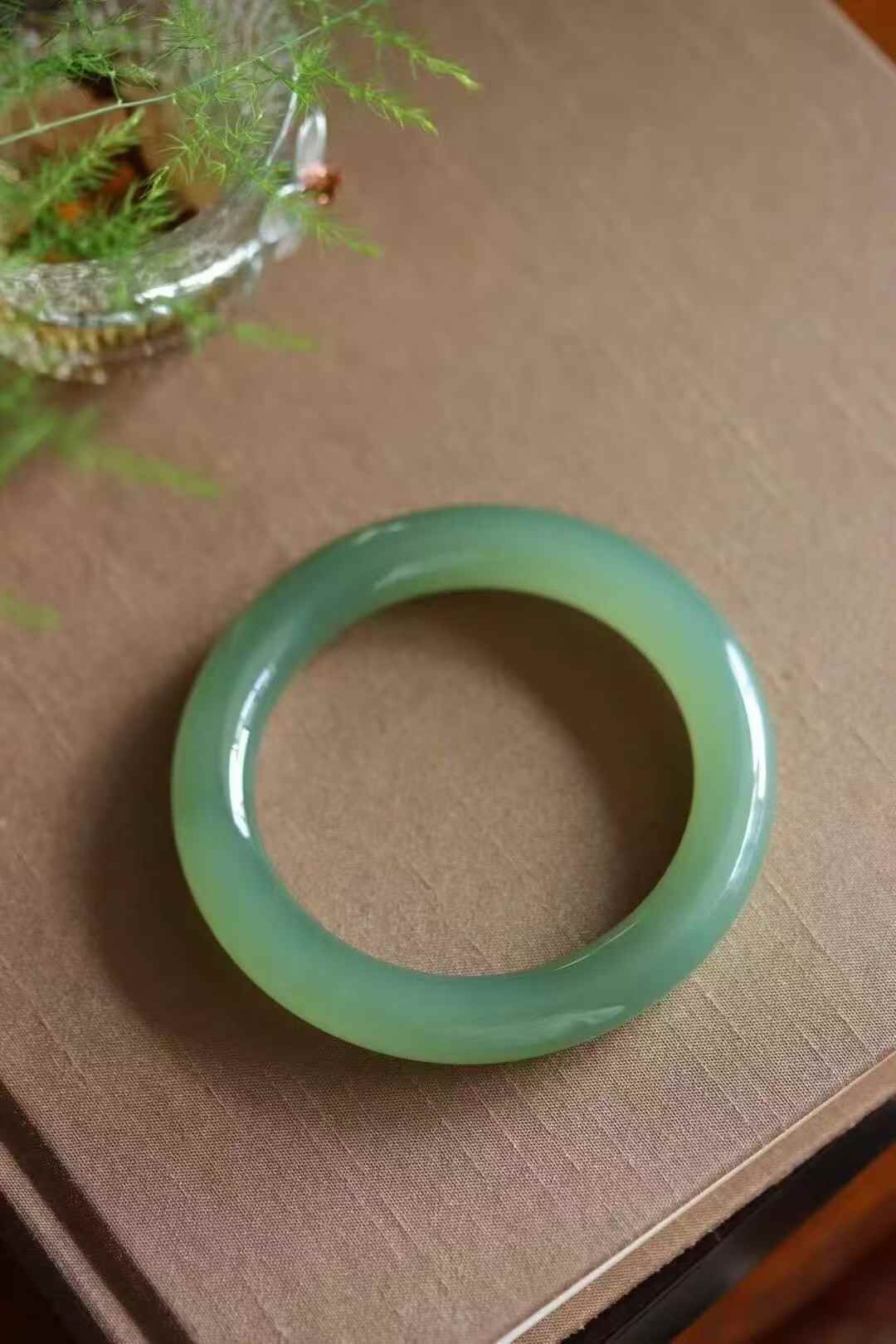 湖水綠和田玉手鐲,天然和田玉軟玉