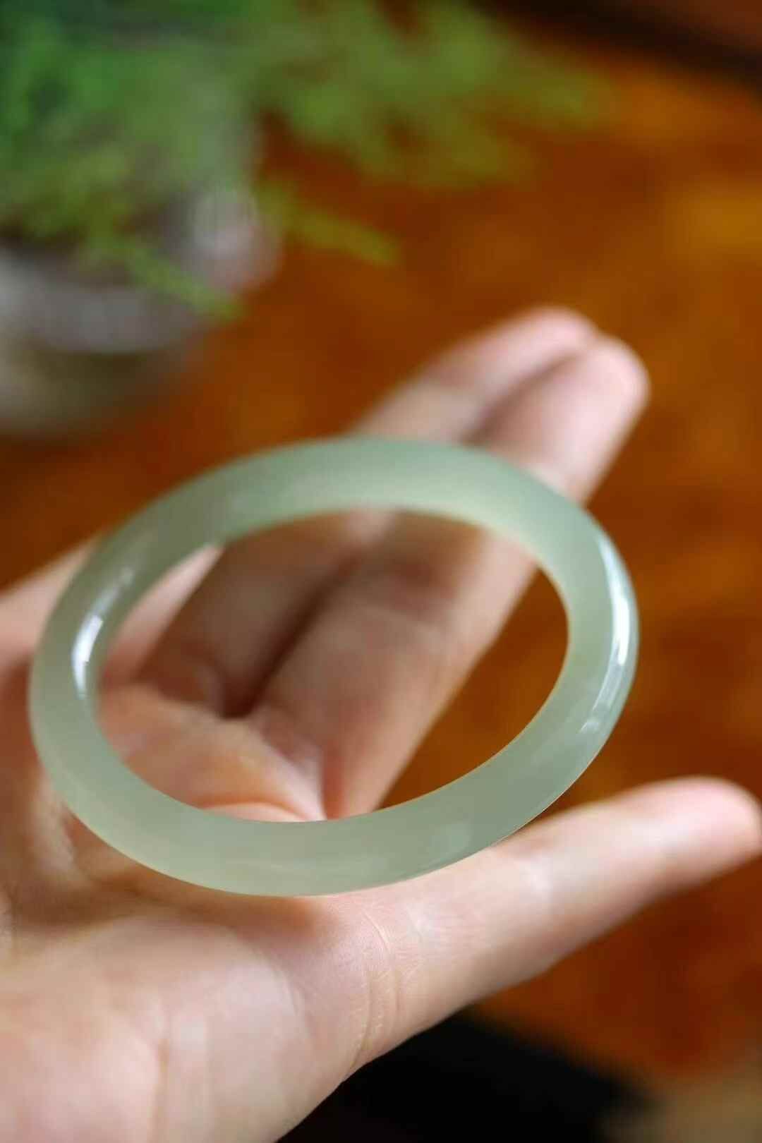 712748 50.5mm高冰晴水和田玉手鐲 (50-52)