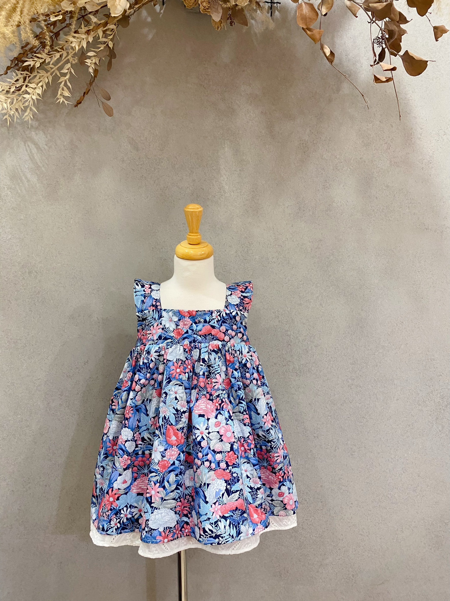 夜空下的花園 方領蕾絲綁帶洋裝(110)