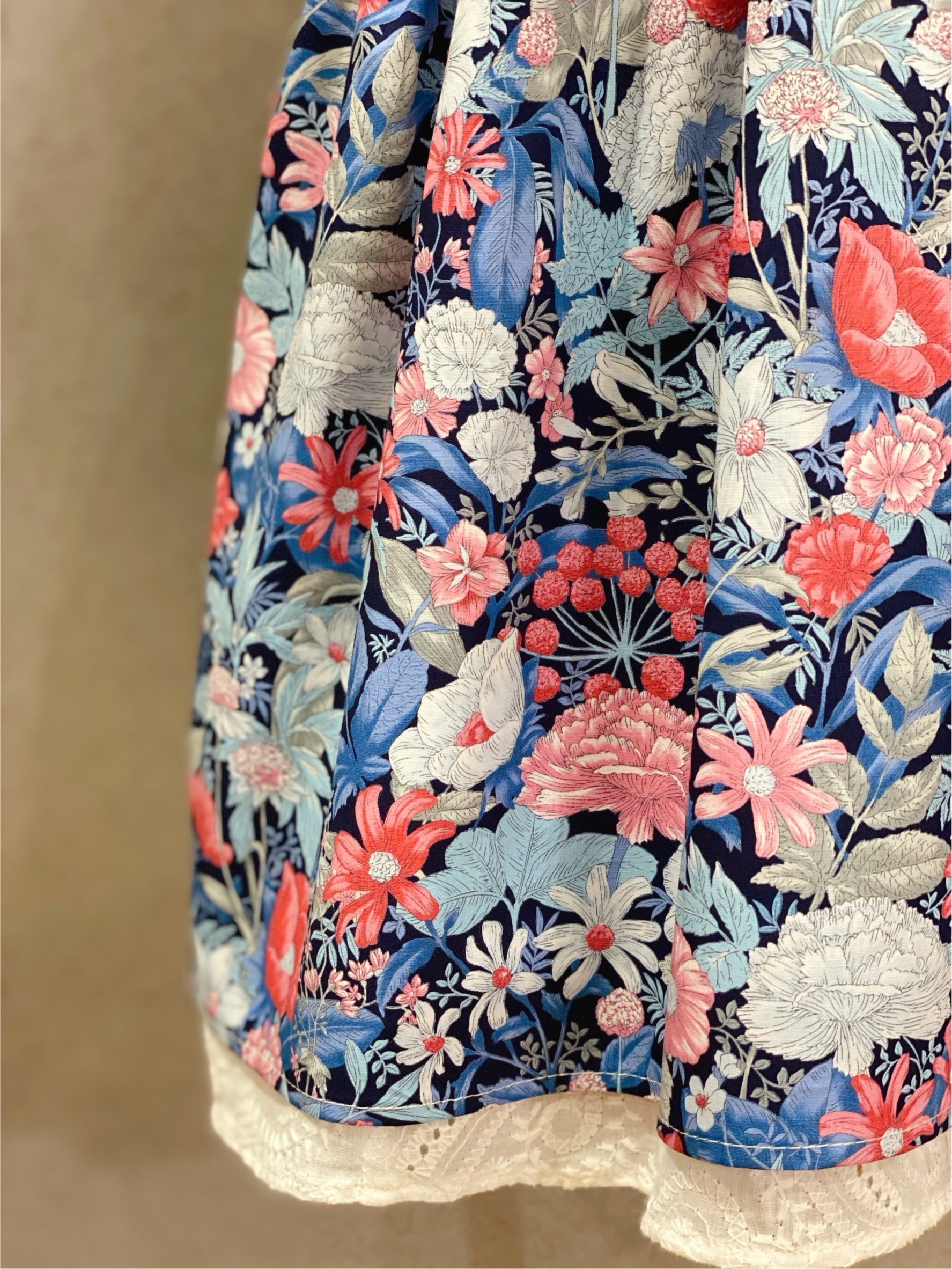 夜空下的花園 方領蕾絲綁帶洋裝(110)