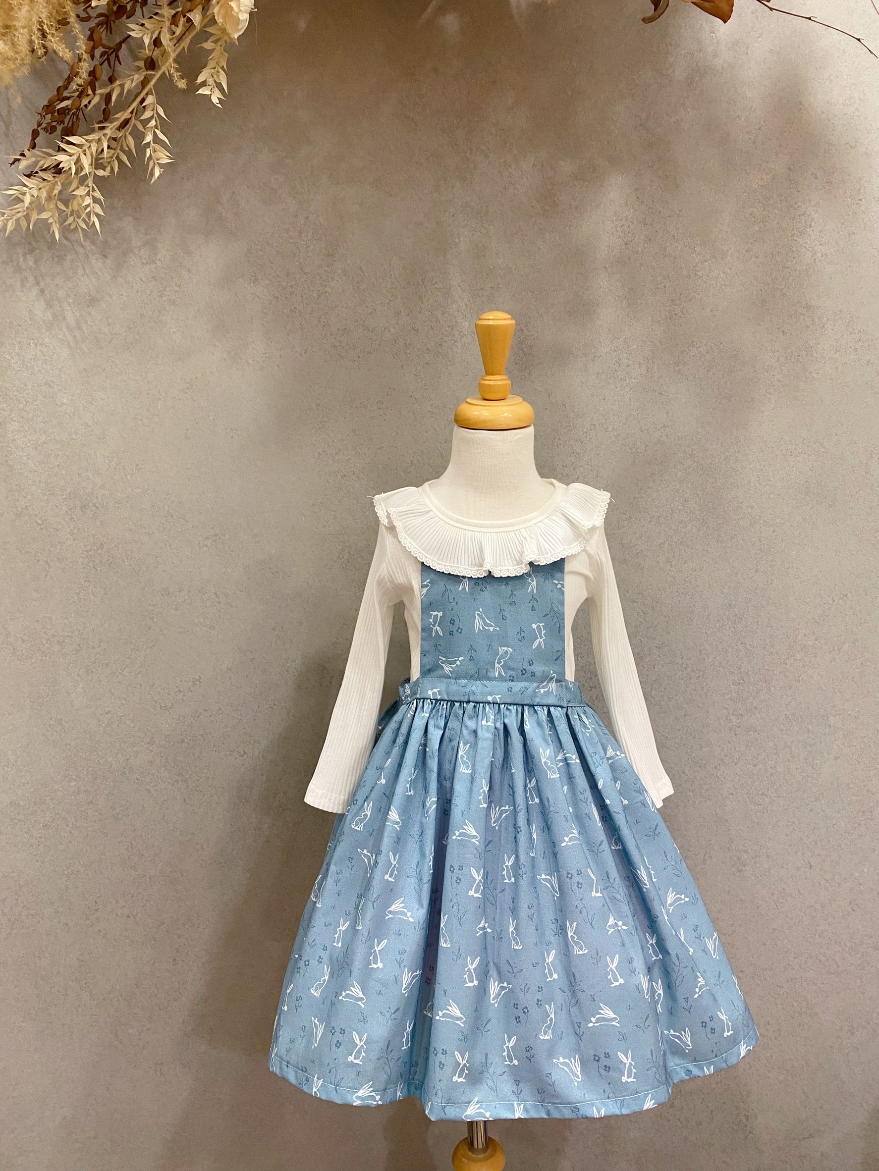 藍兔兔 蘿莉塔吊帶洋裝(110)