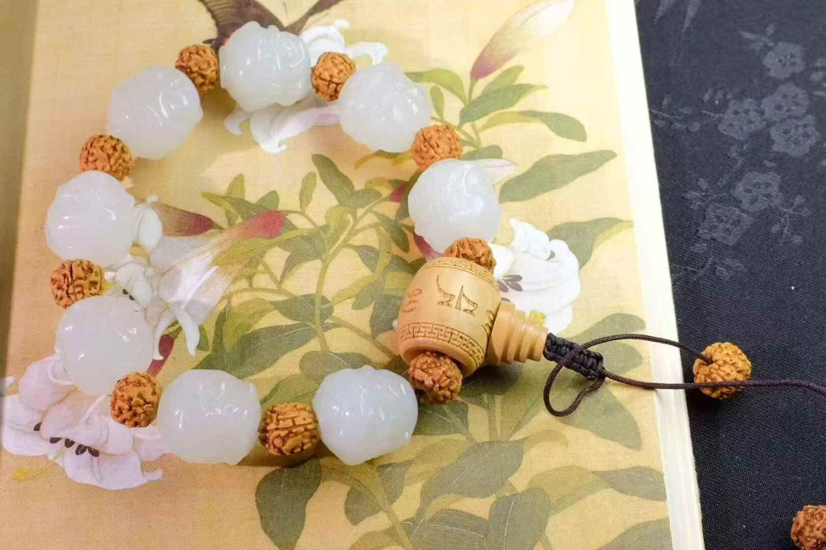 和田玉白玉手串,天然和田玉軟玉