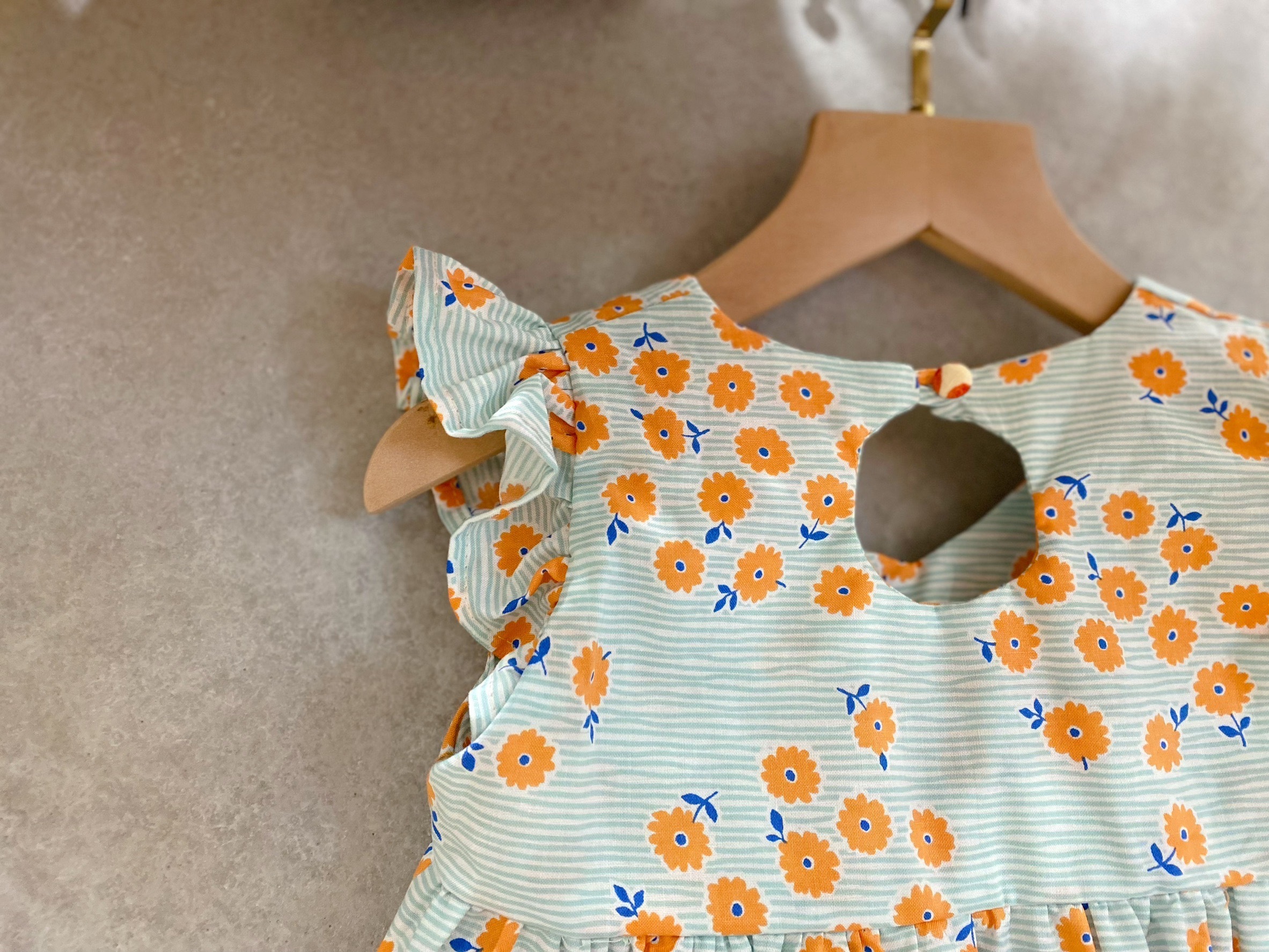 綠條橘花 高腰洋裝(130)