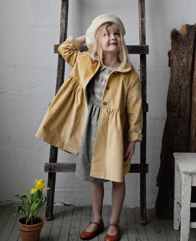 (預購)ALL THE BEAUTIFUL LINEN 彼得潘領燈芯絨外套 CORDUROY RUFFLE COAT