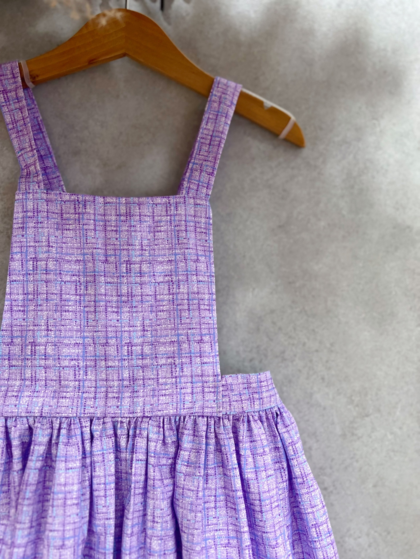 紫色小香風 蘿莉塔吊帶洋裝(130)