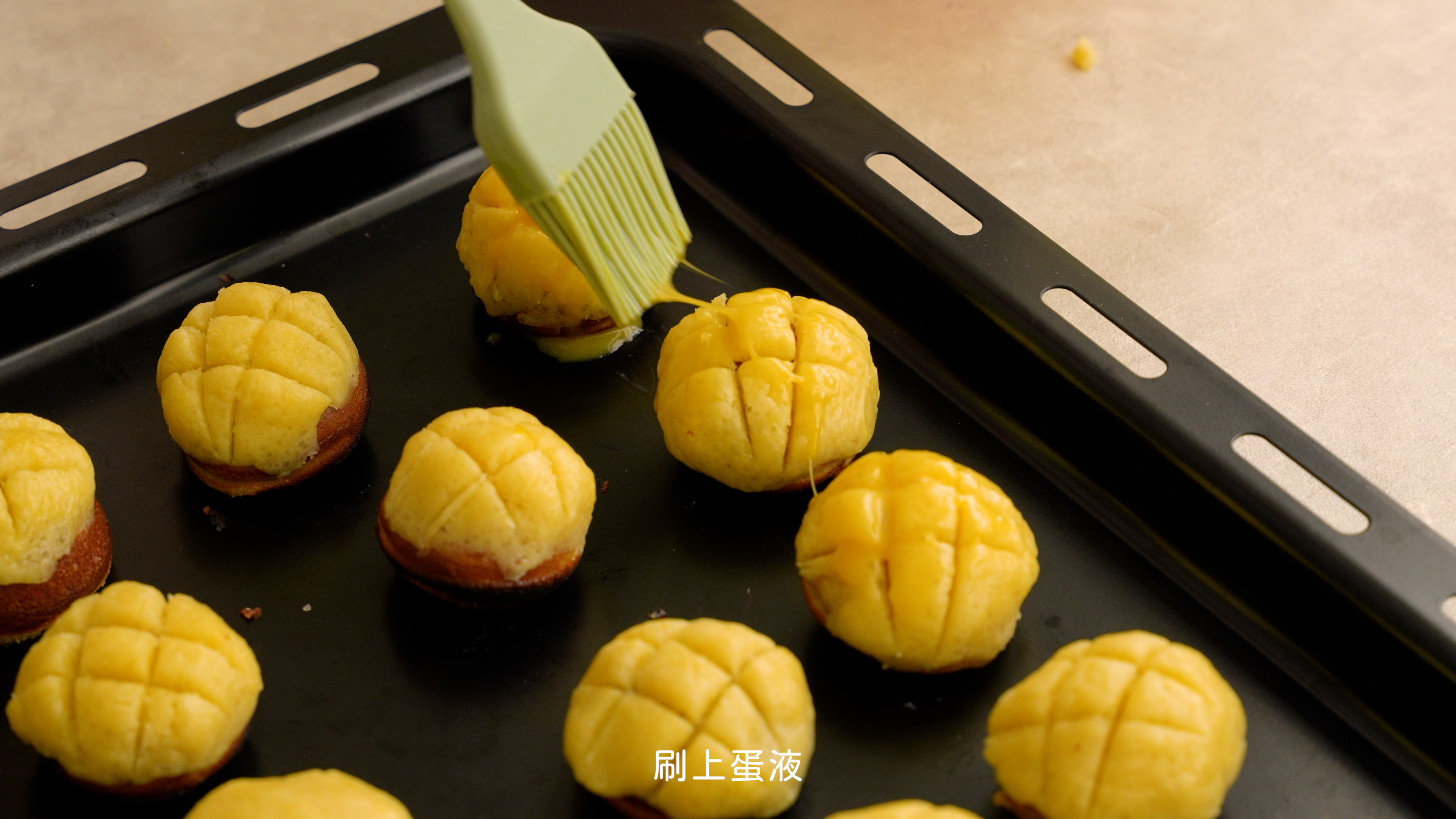 “迷你菠蘿雞蛋糕食譜10”