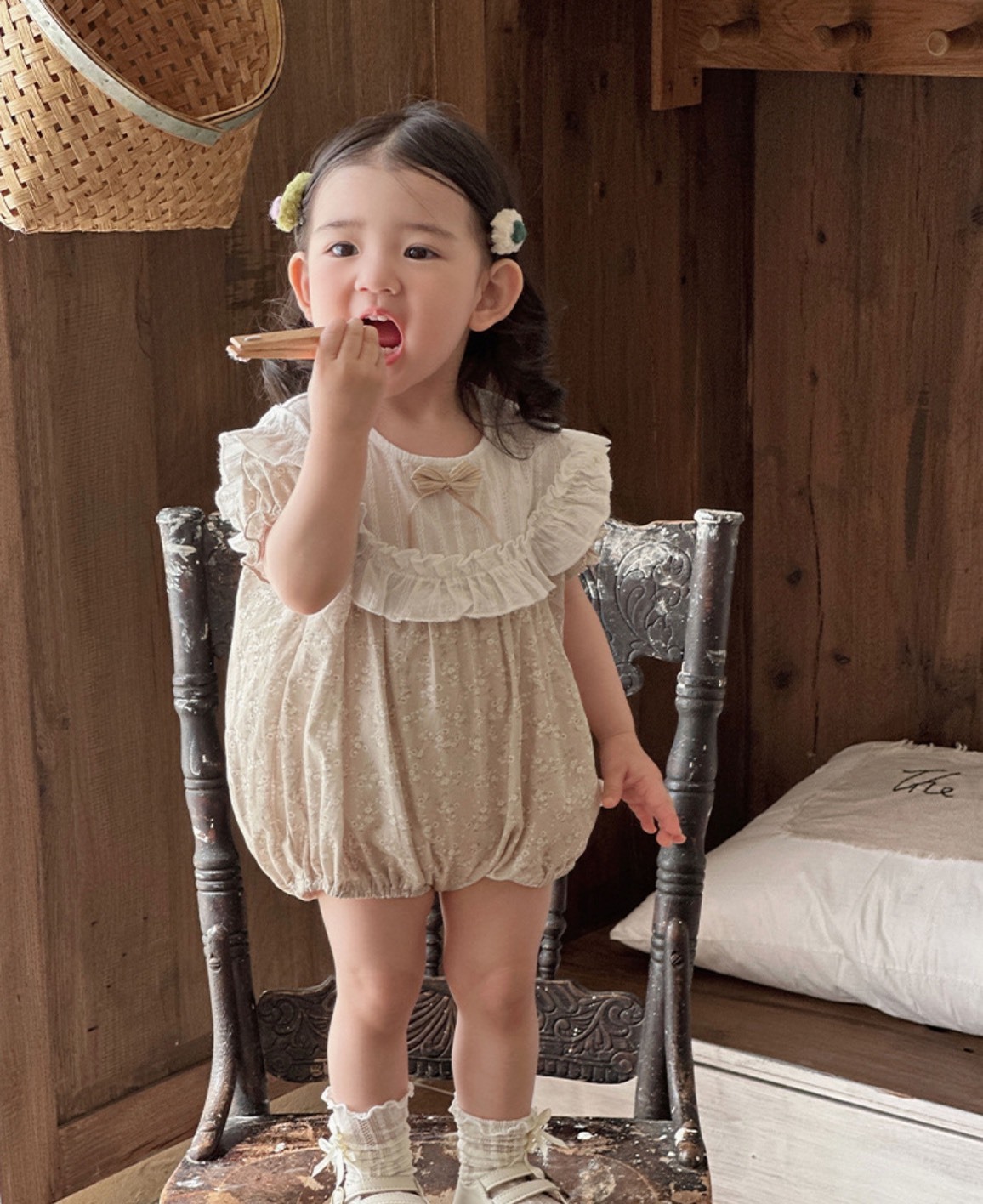 小碎花荷葉領包屁衣