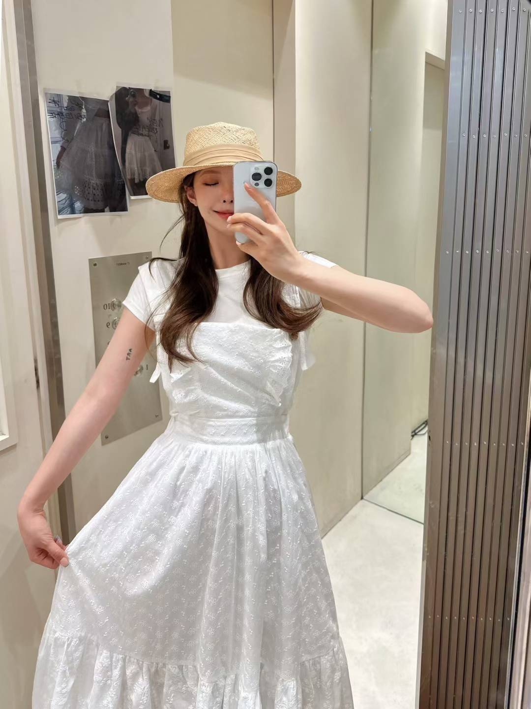 白色緹花吊帶長裙