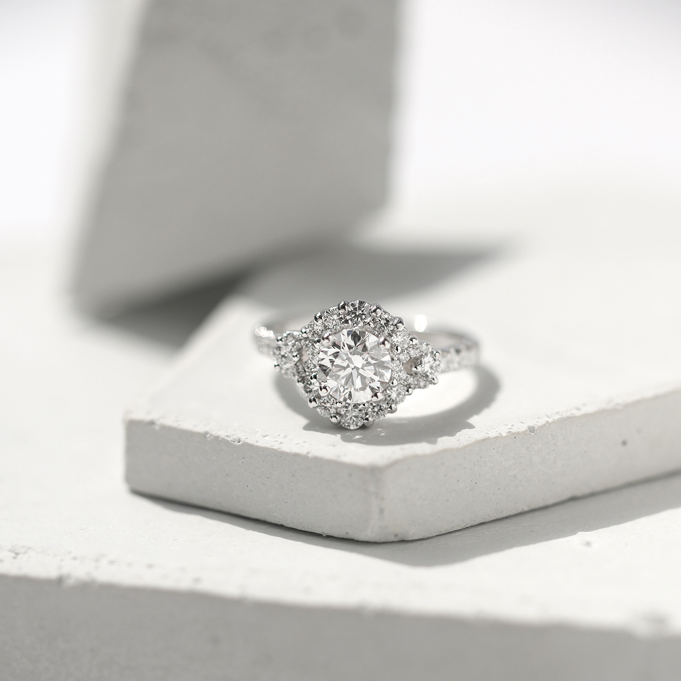 誓言未眠 — GIA1克拉鑽石戒指