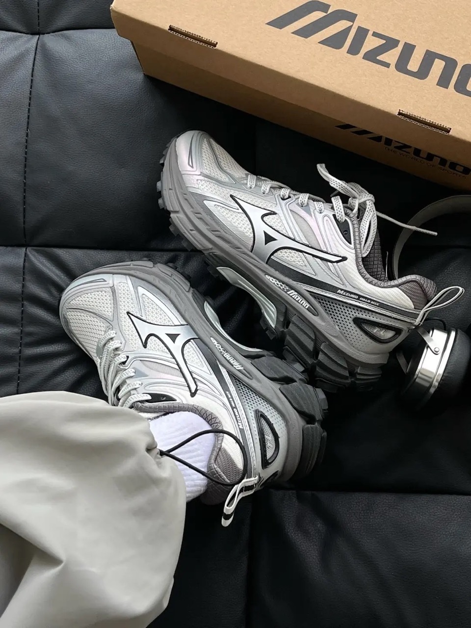 MIZUNO HALO MIX TL 防潑水 緩震 耐磨 機能性 炫光灰銀 雷射光 男女鞋 D1GH251202 / 預購