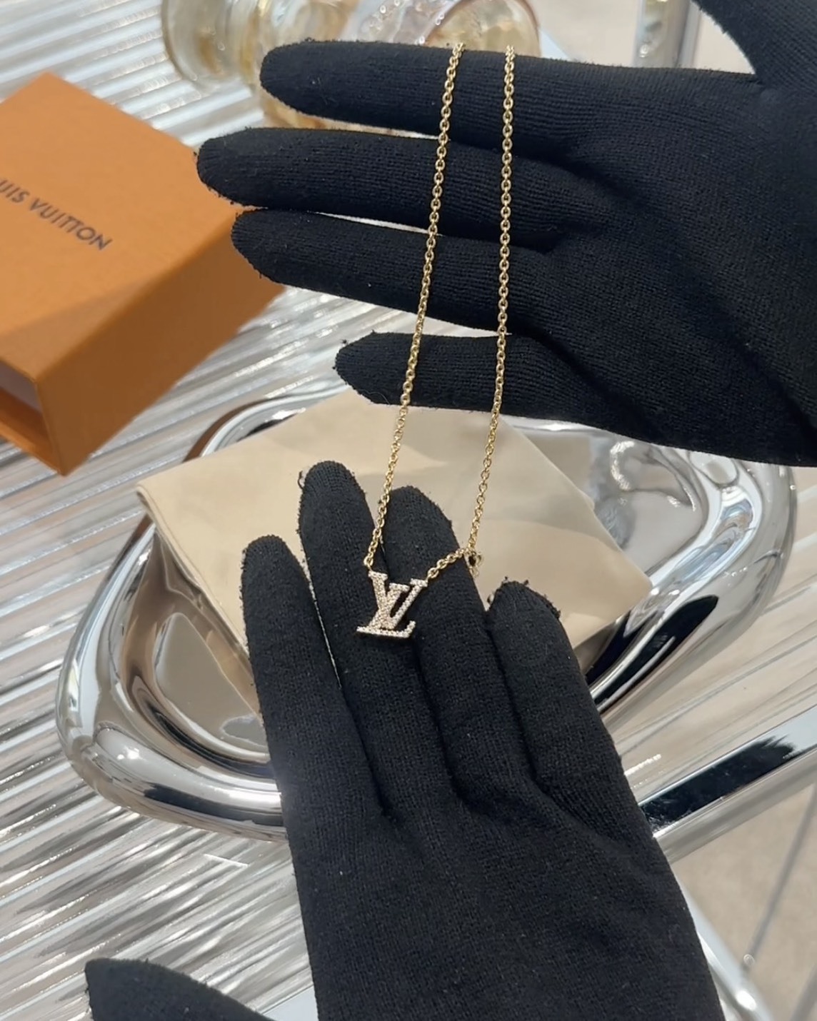 LV｜ICONIC 項鍊 金色 M00596