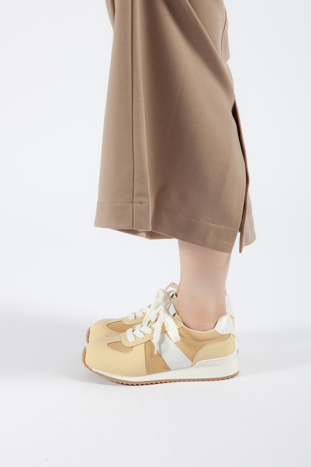 Hazy 霧感拼色慢跑鞋