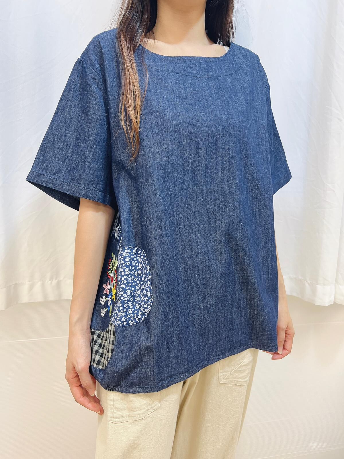TE 牛仔拼刺繡 TOP