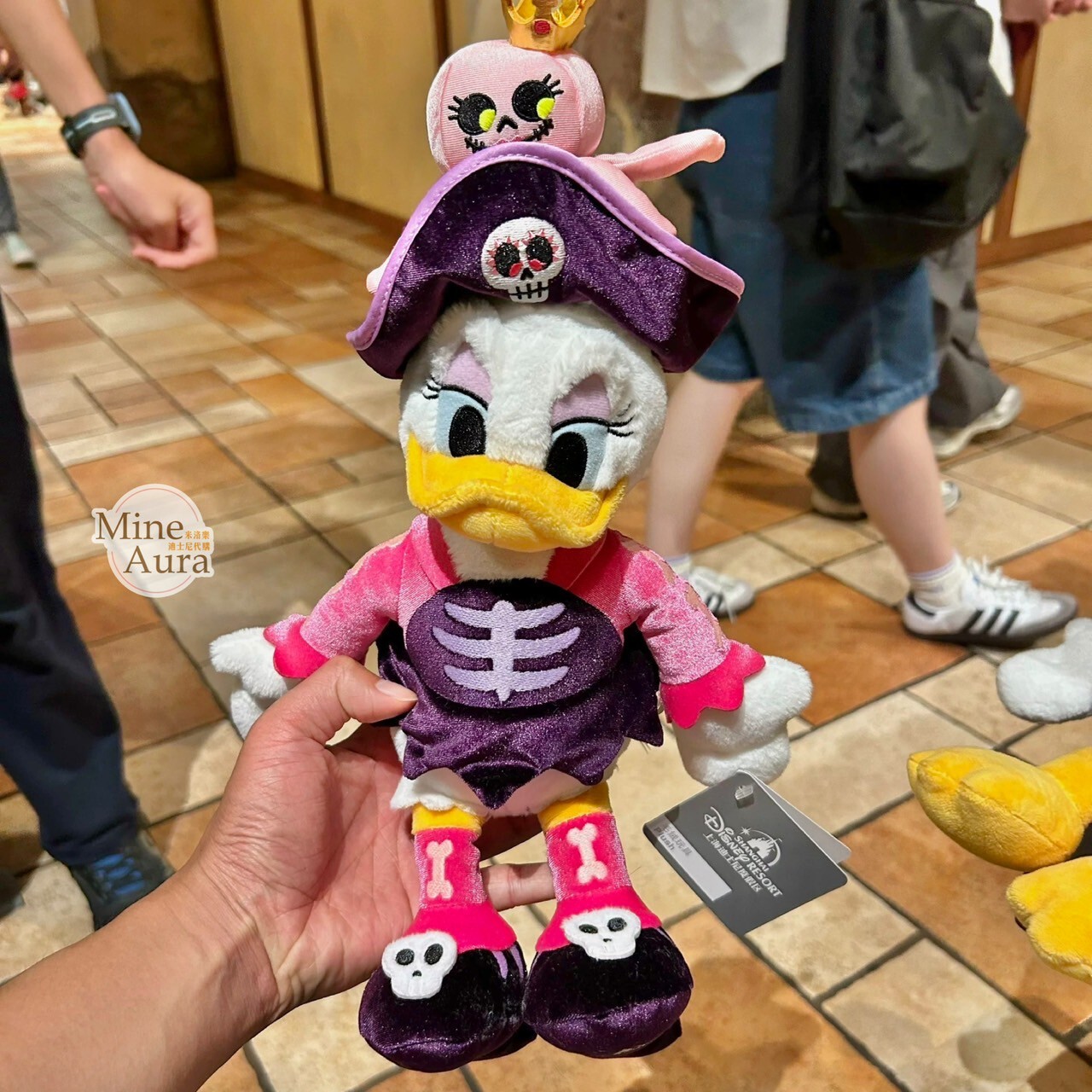 沉沒寶藏系列 黛西 Daisy 娃娃 玩偶 -上海迪士尼樂園