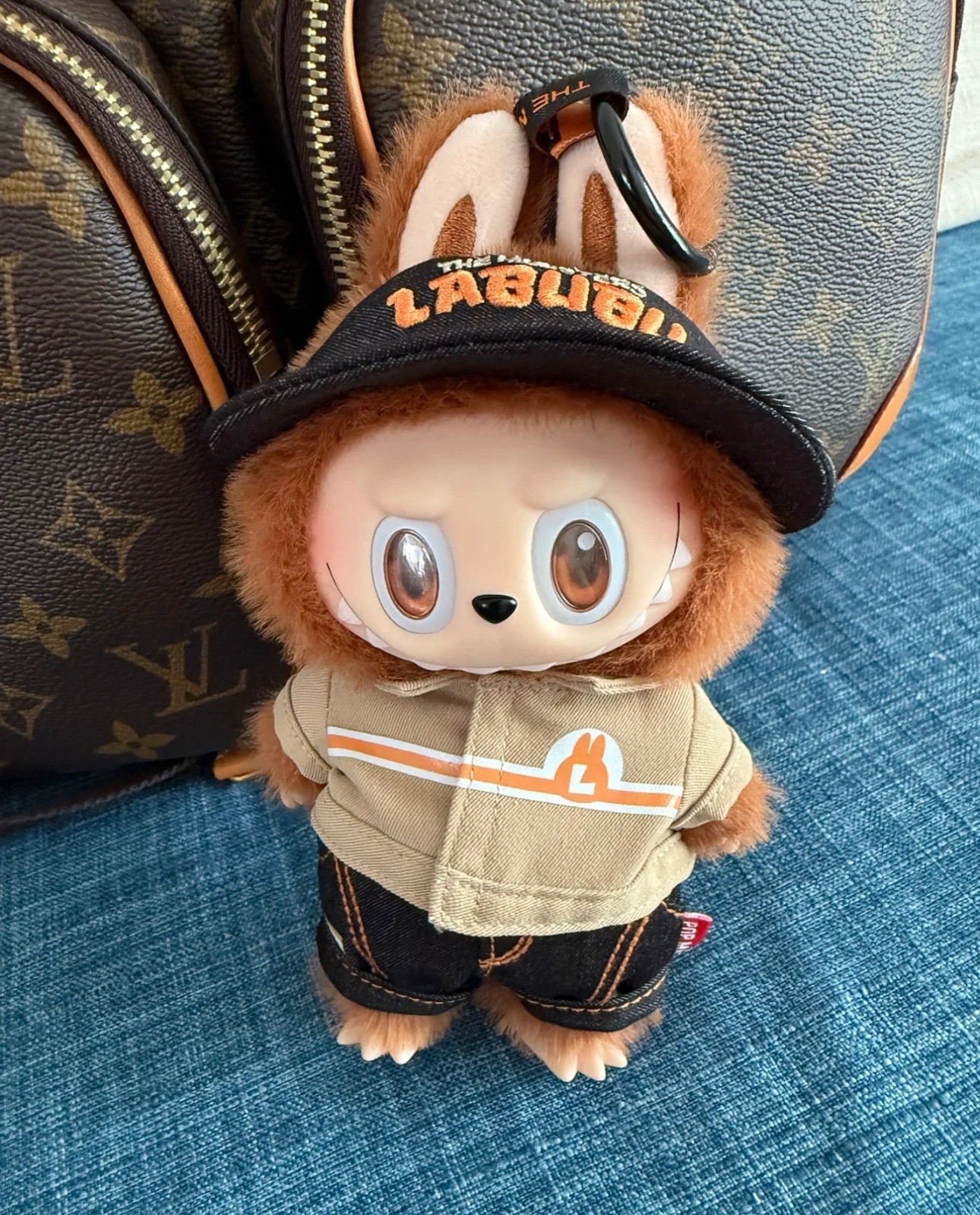 POP MART LABUBU THE MONSTERS 怪味便利店系列搪膠毛絨吊卡