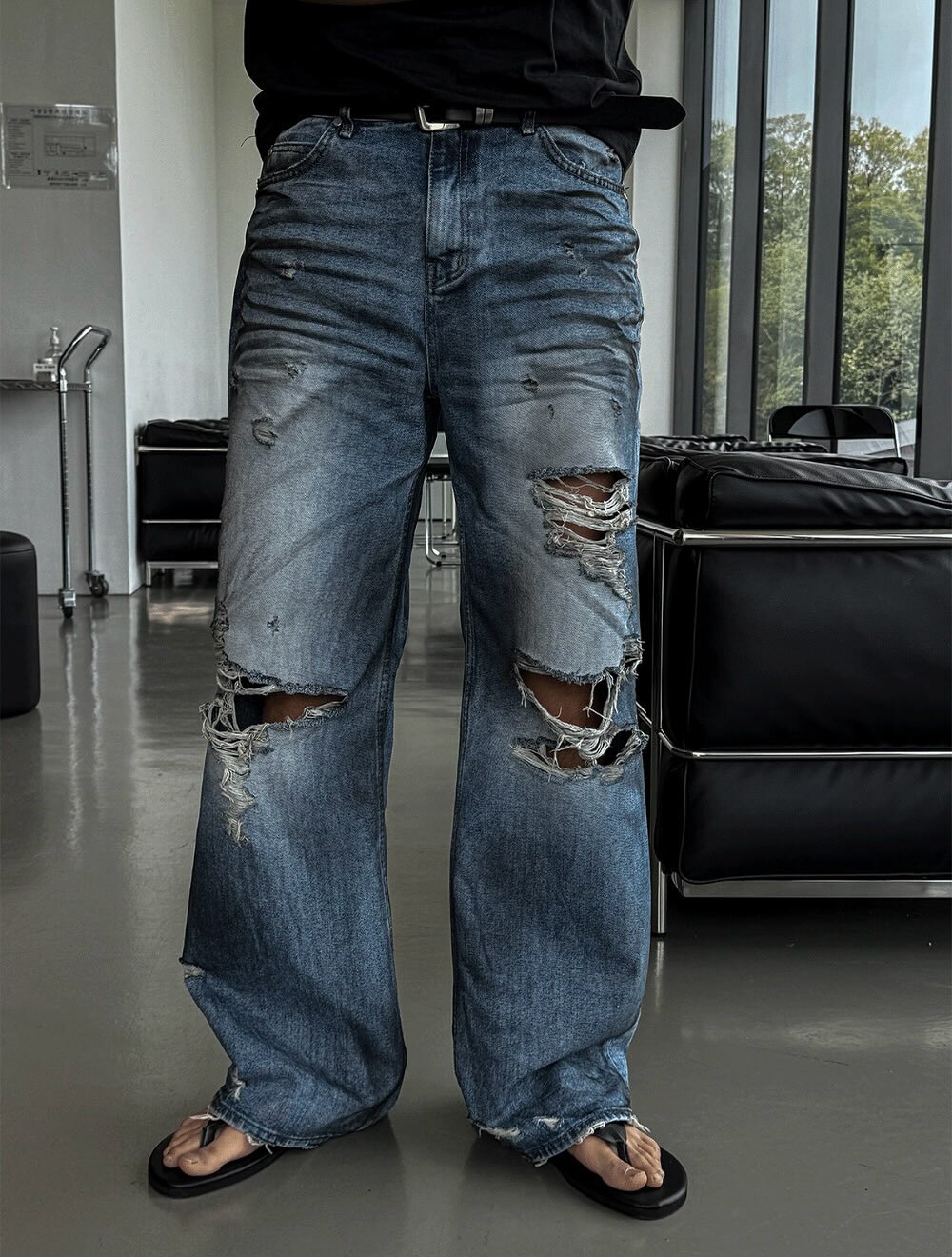 超級破洞染洗牛仔褲