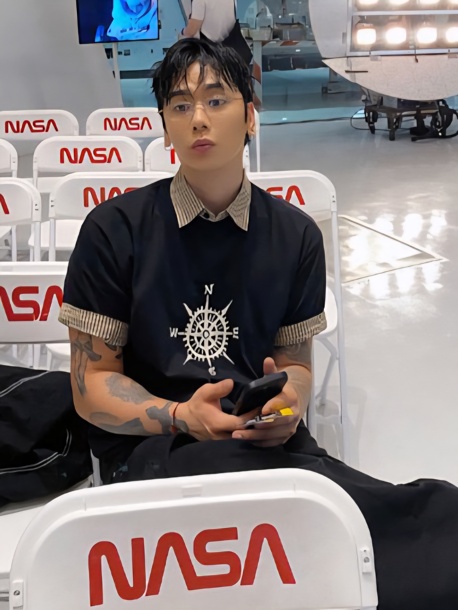 (韓國獨家特價) 指南針裂紋短袖T