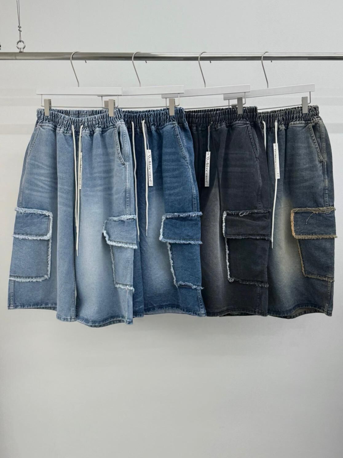 洗水工裝牛仔短褲 WELL DONE-128P