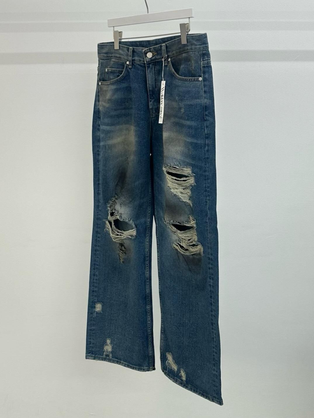 仿污破洞鬆身牛仔褲 WELL DONE-137P