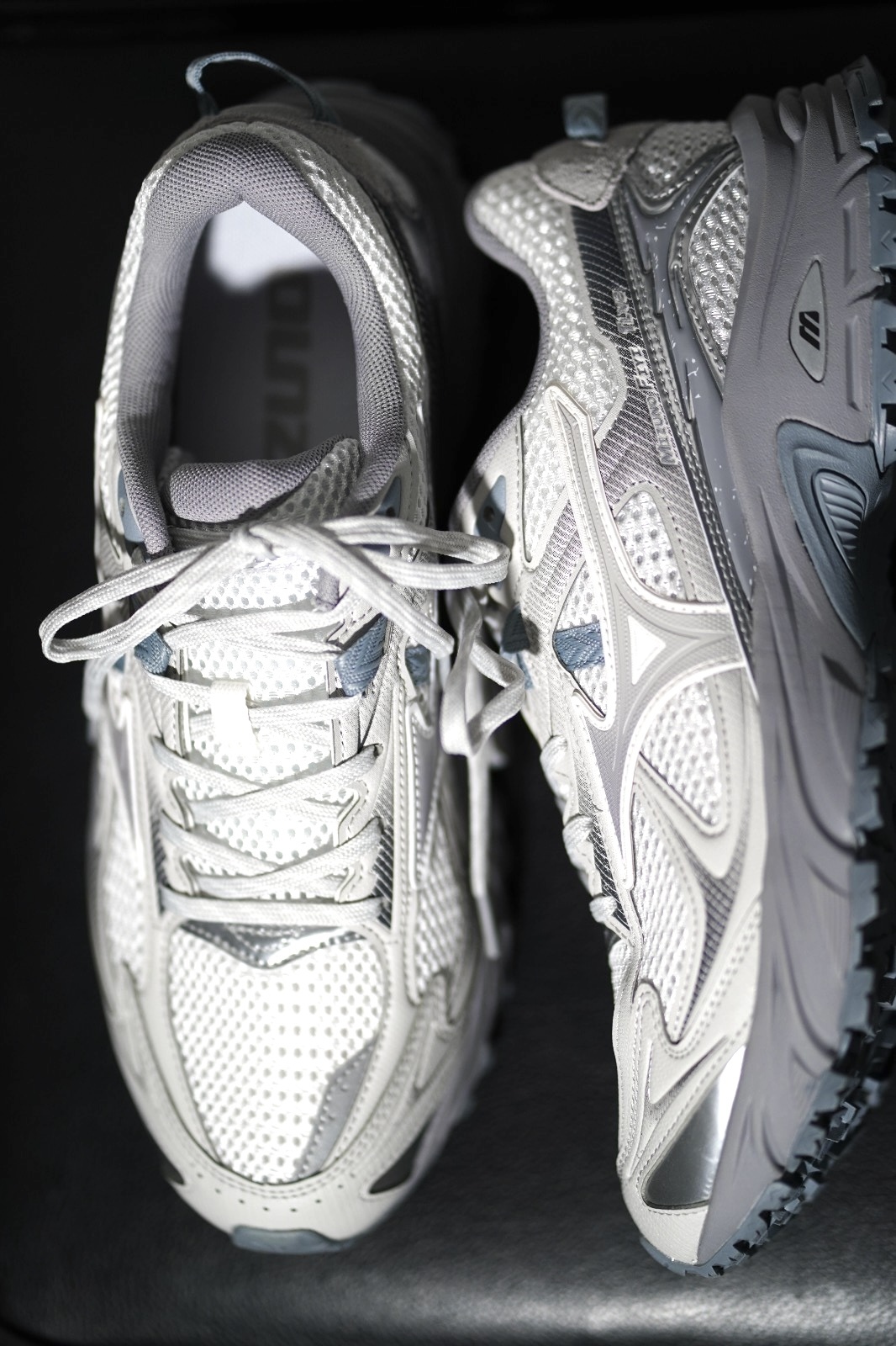 現貨| Mizuno FIYI TL V2 Grey/White