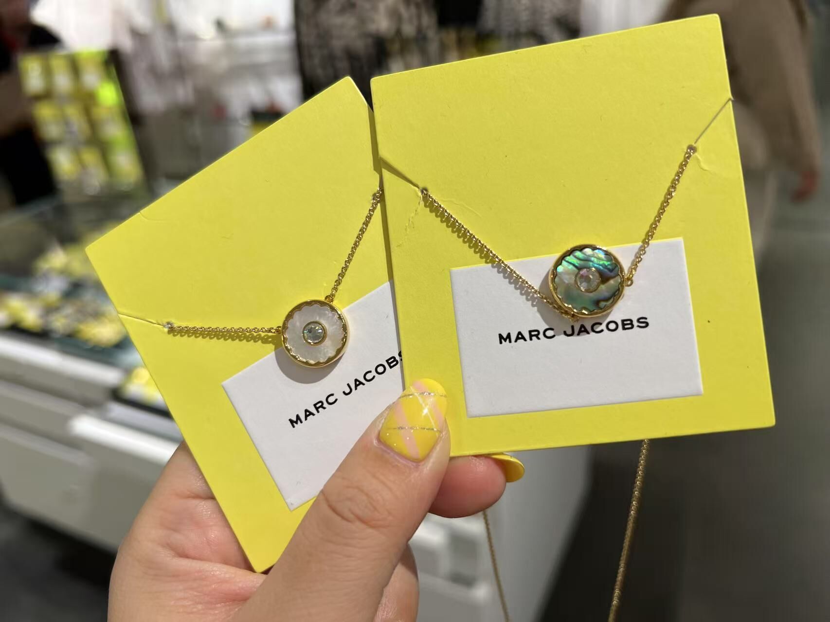 【預購】Marc Jacobs G072323 雙面小圓牌頸鏈