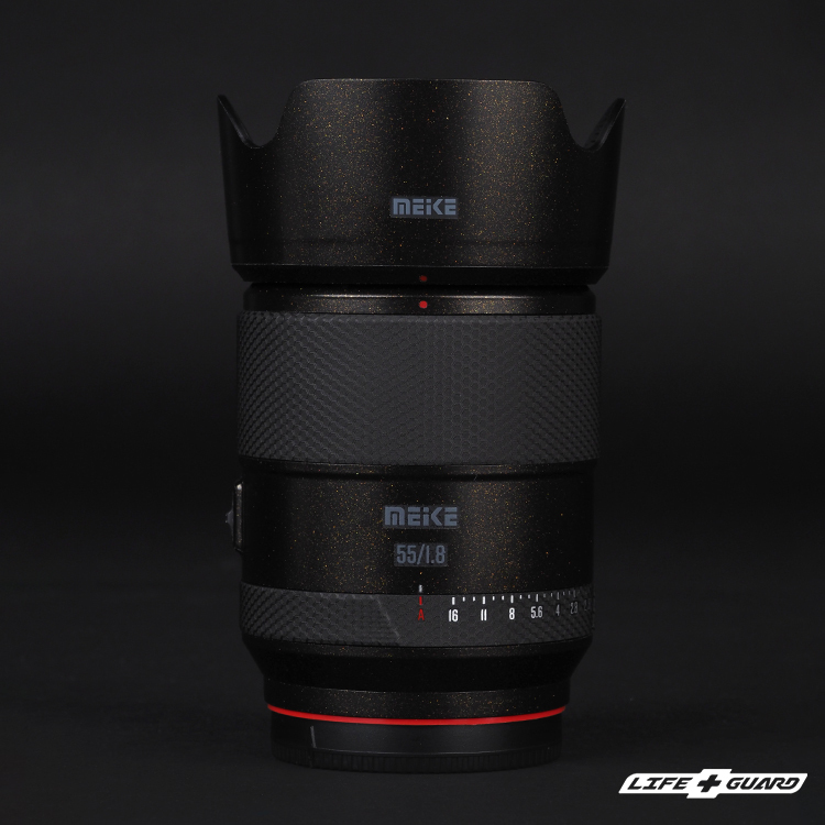 LIFE+GUARD 貼膜安裝示意圖，適用 Meike 55mm F1.8 PRO