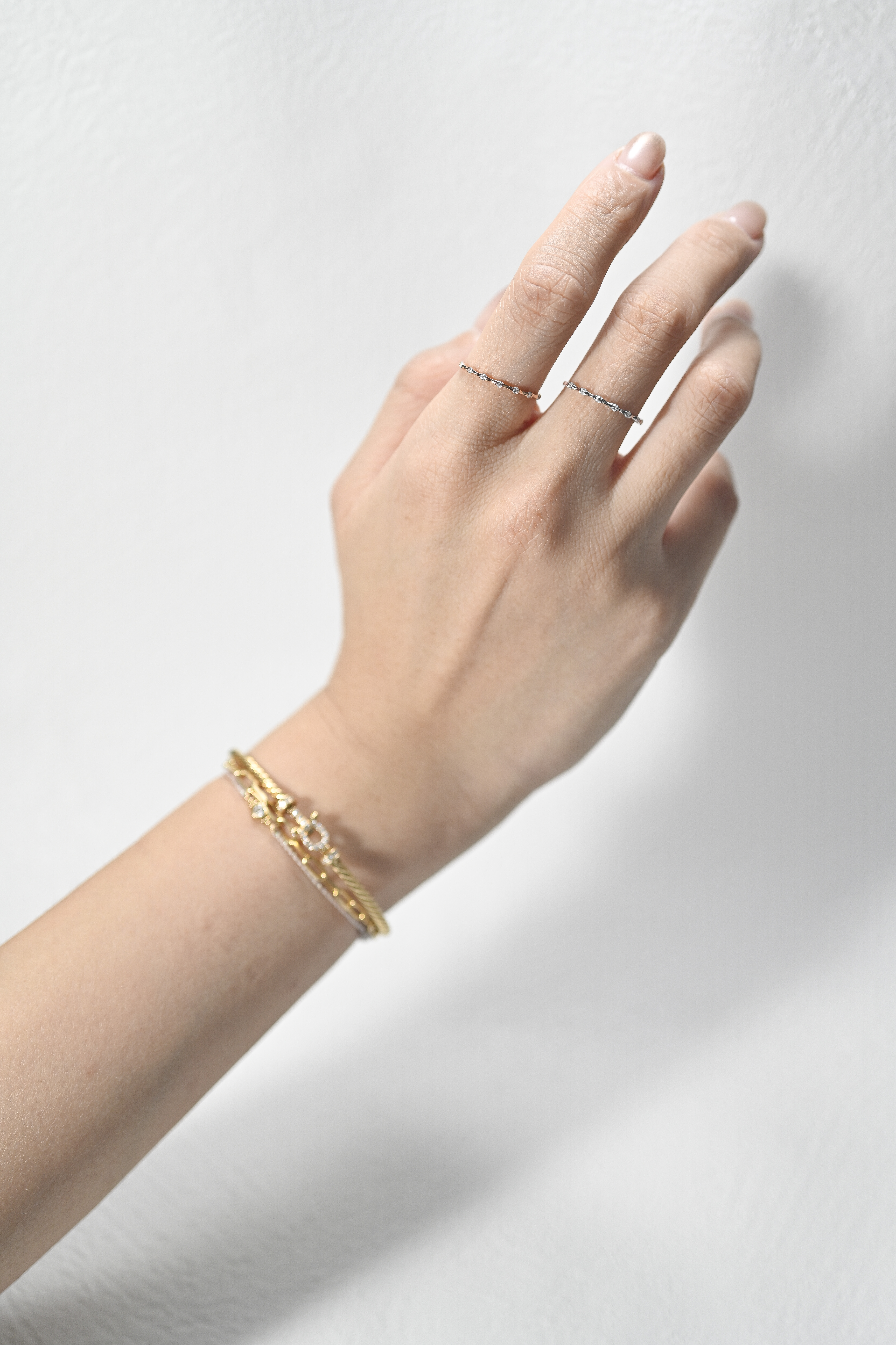 18K Hypatia Diamond Ring