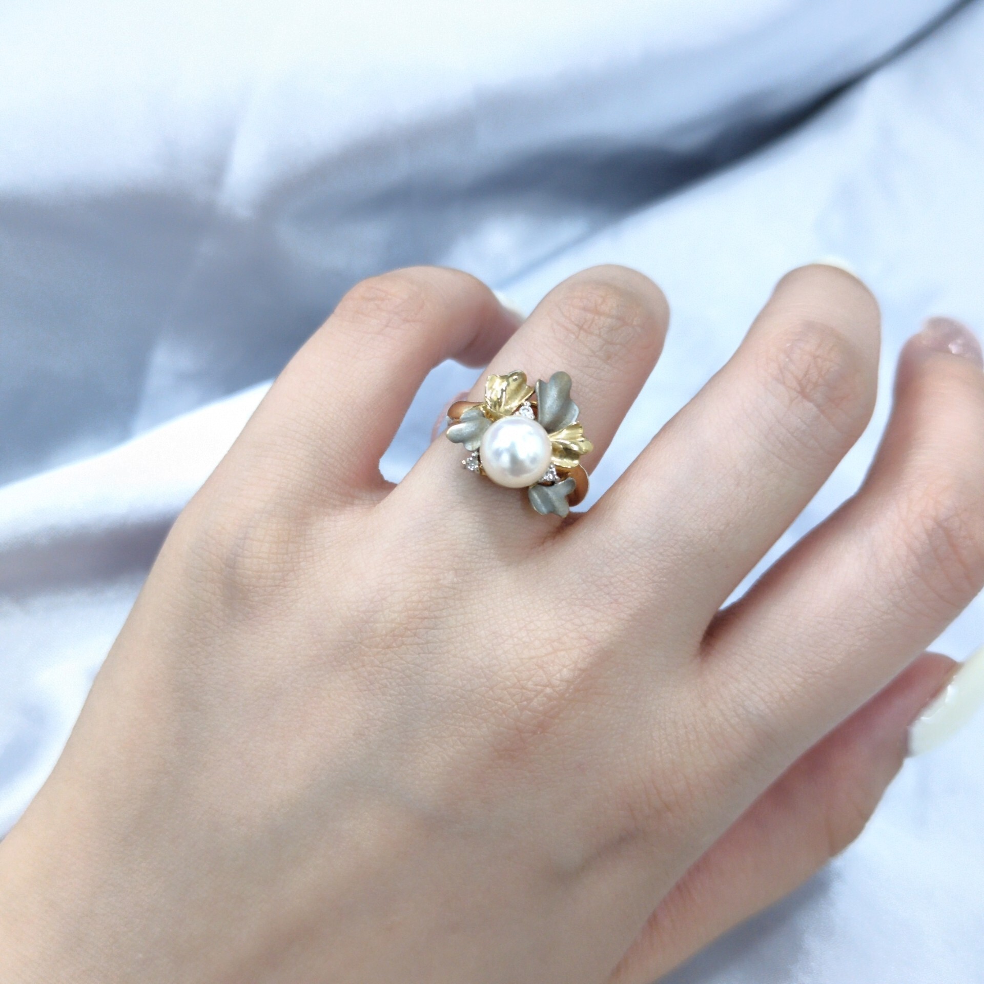 14K Gold 0.02ct Pearl and Diamond Ring