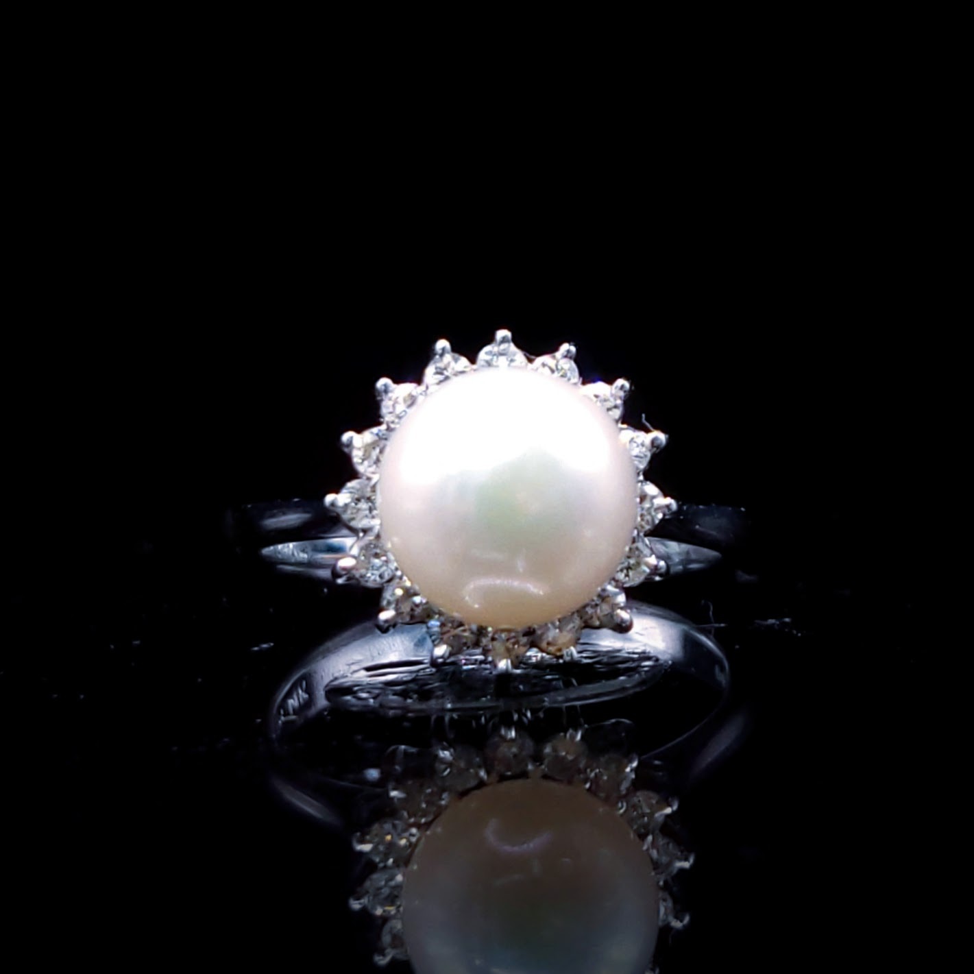 14K White Gold 0.21ct Diamond and Pearl Ring