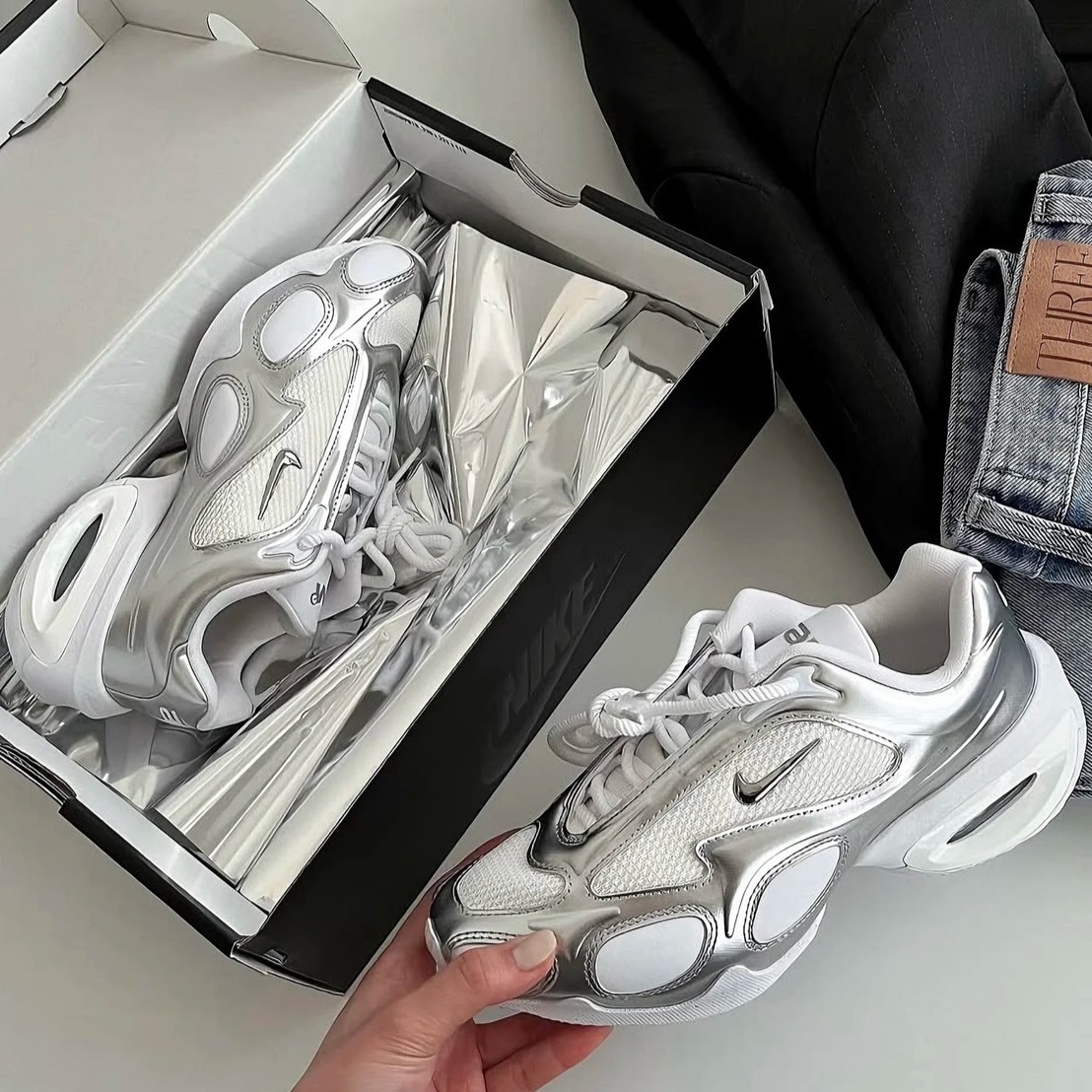 NIKE AIR MAX MUSE 白銀 y2k 氣墊鞋 Karina 卡寶同款 復古休閒鞋 FV1920-100