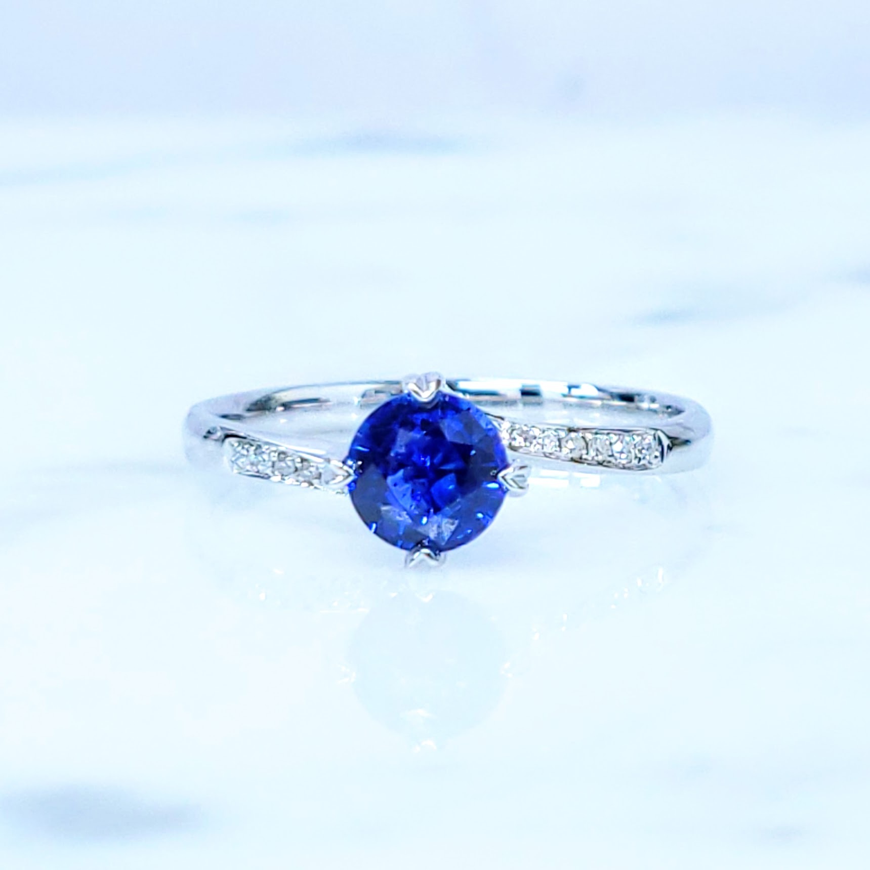 18K White Gold 0.61ct Sapphire and Diamond Ring