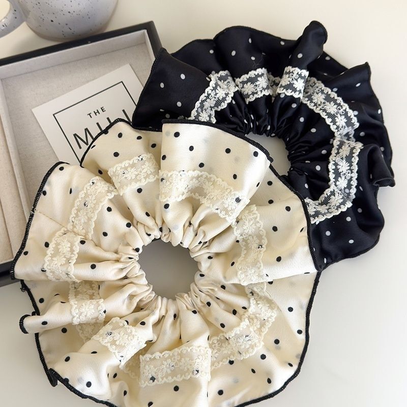 [2 FOR RM10] Minimalist Polka Dot Lace Scrunchies