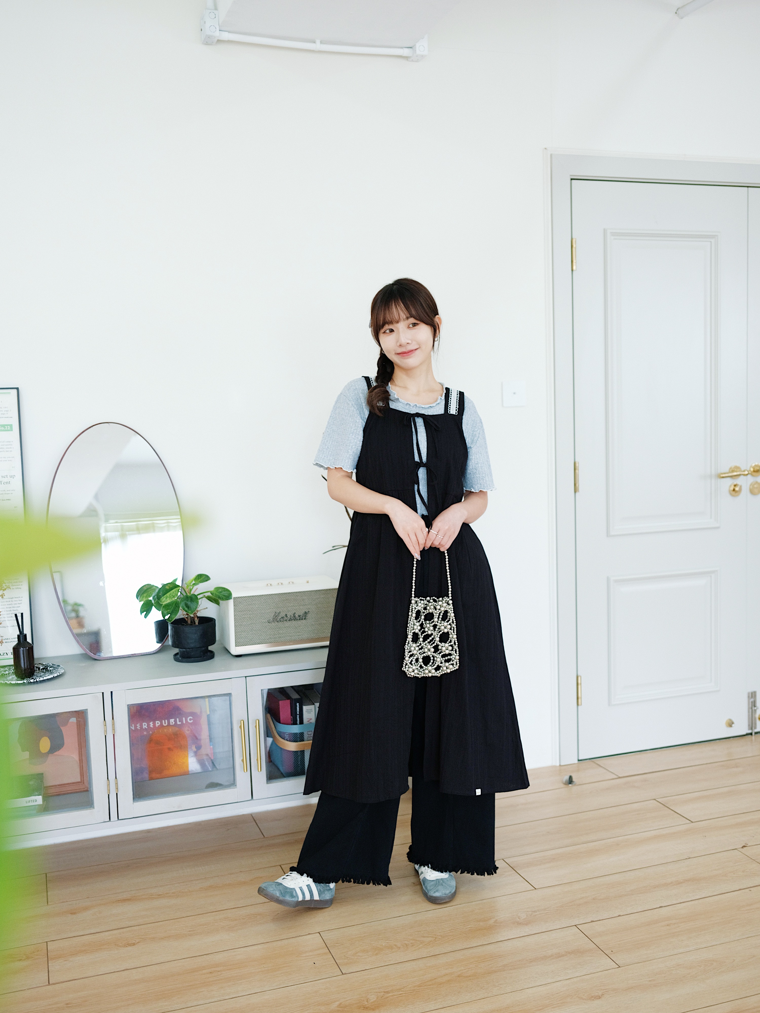 三色 / 蕾絲肩帶雙蝴蝶長背心 / Lace Straps Ribbons Longline Top