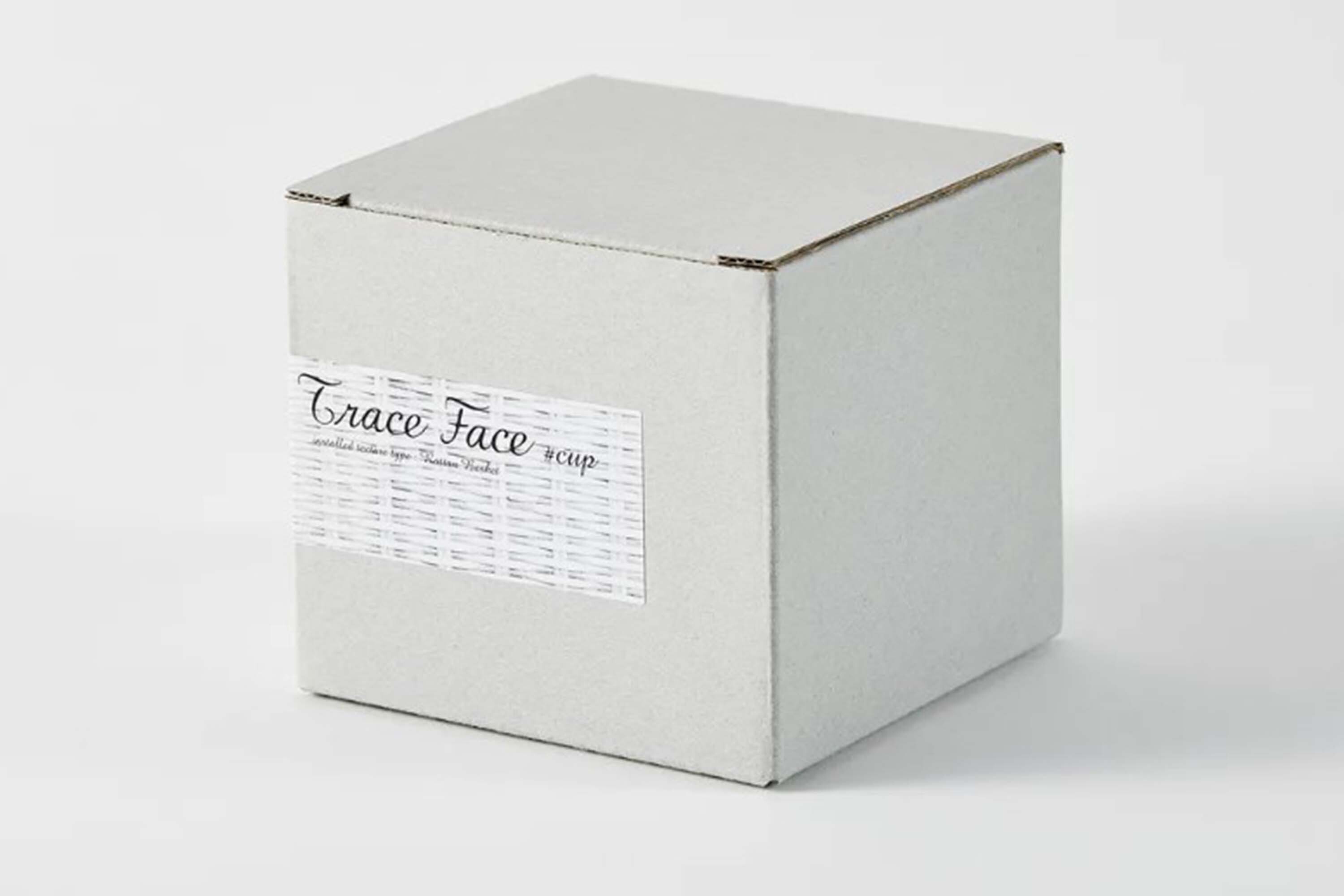 立體藤編紋樣的日本陶瓷材質杯子