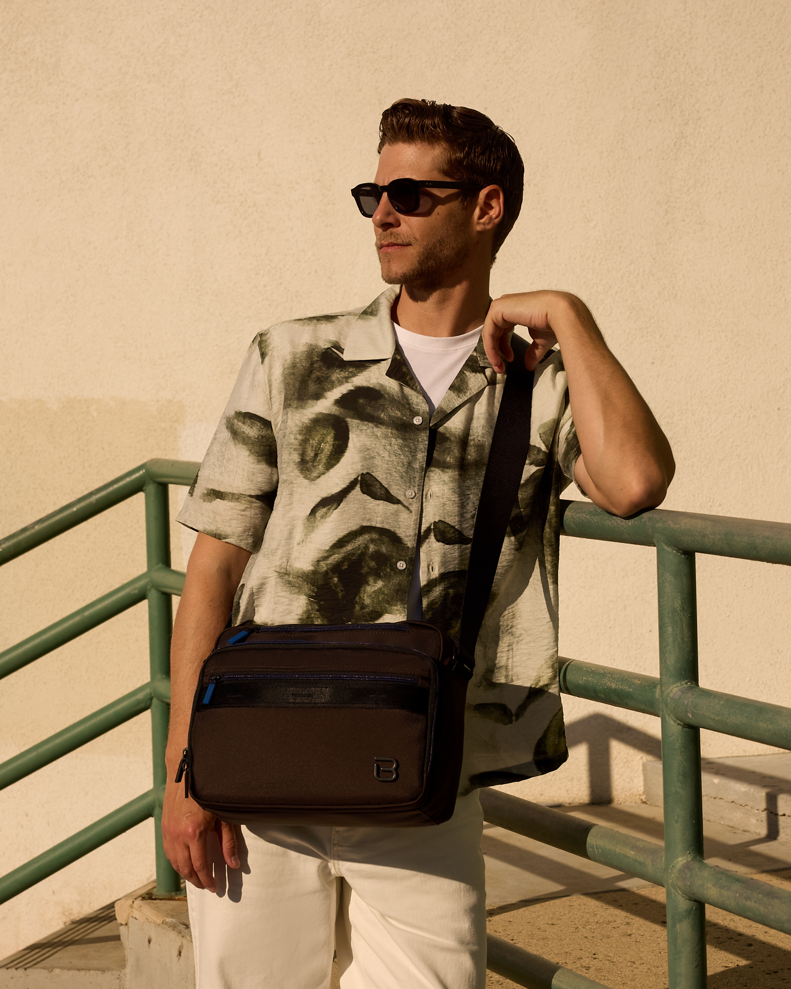 PARABLE 斜肩包 BAPC2106R1