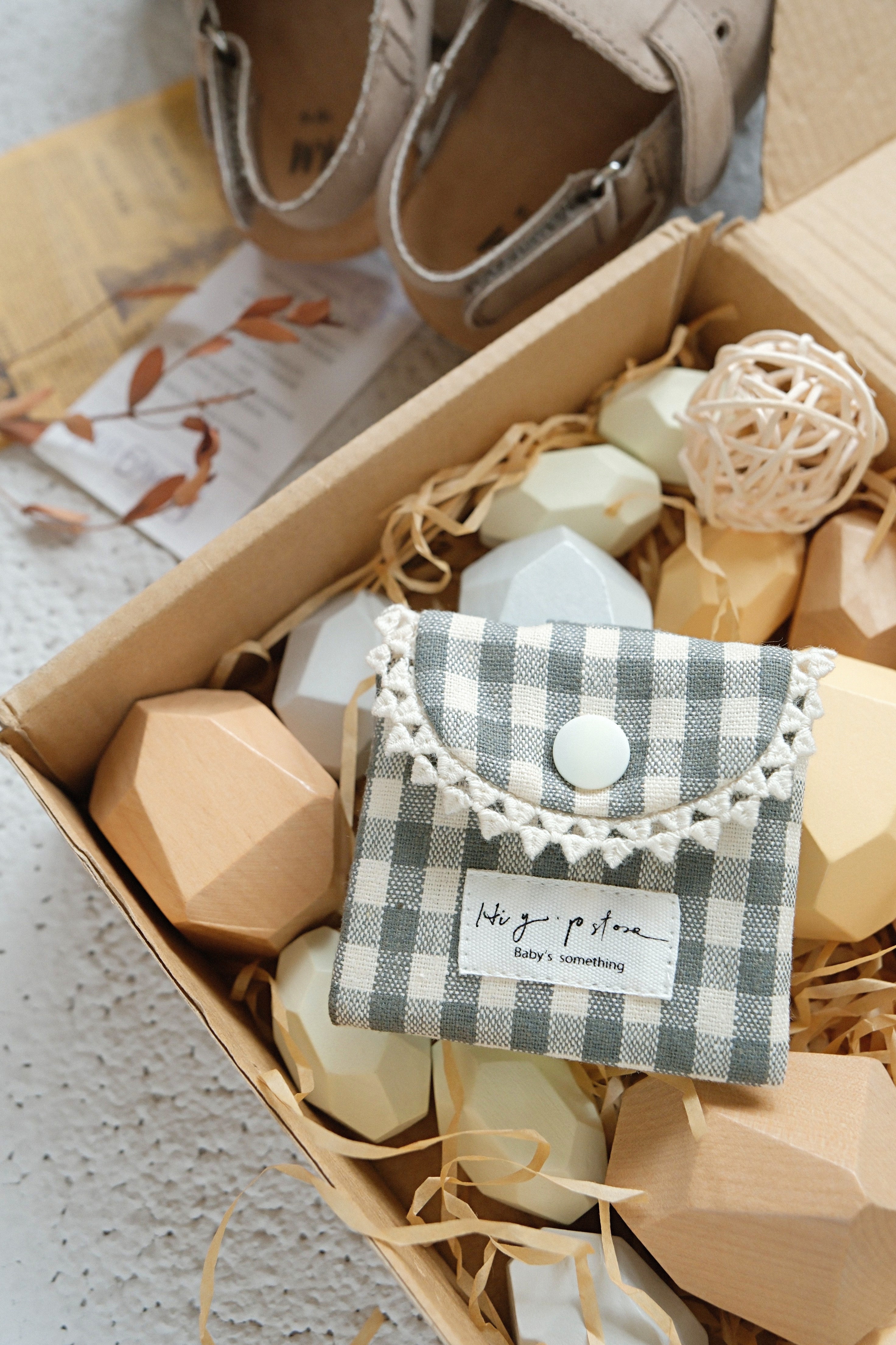 Hi Y.P store-平安符袋-灰綠格紋