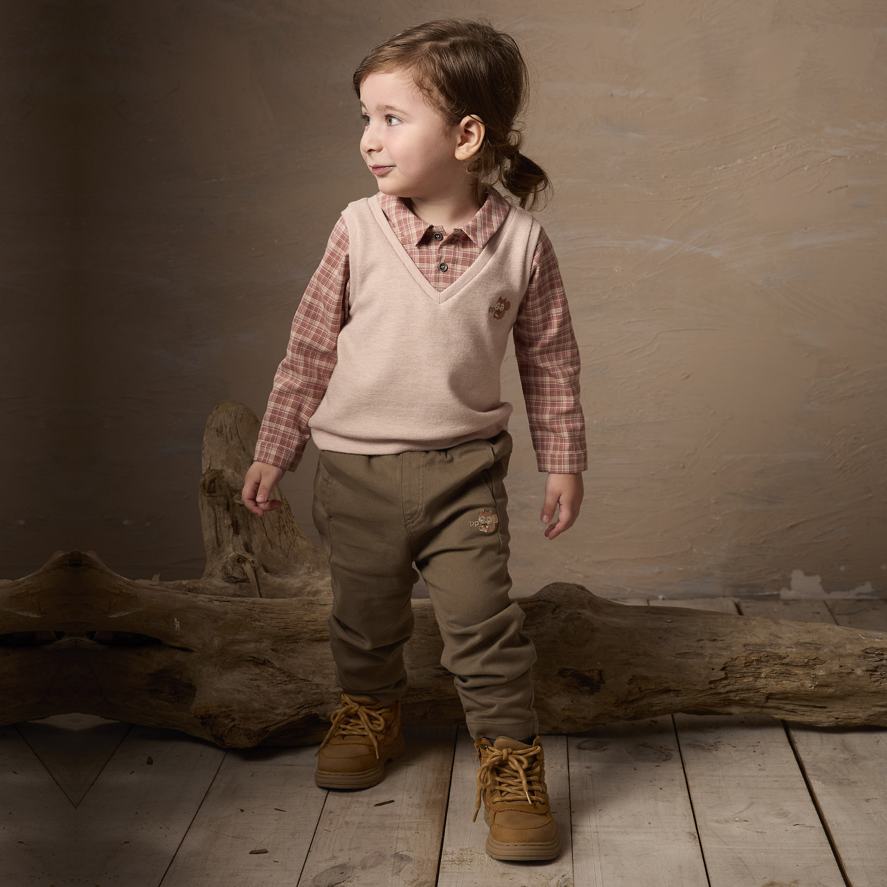 PIPPY 經典格紋假兩件翻領長袖上衣 卡其