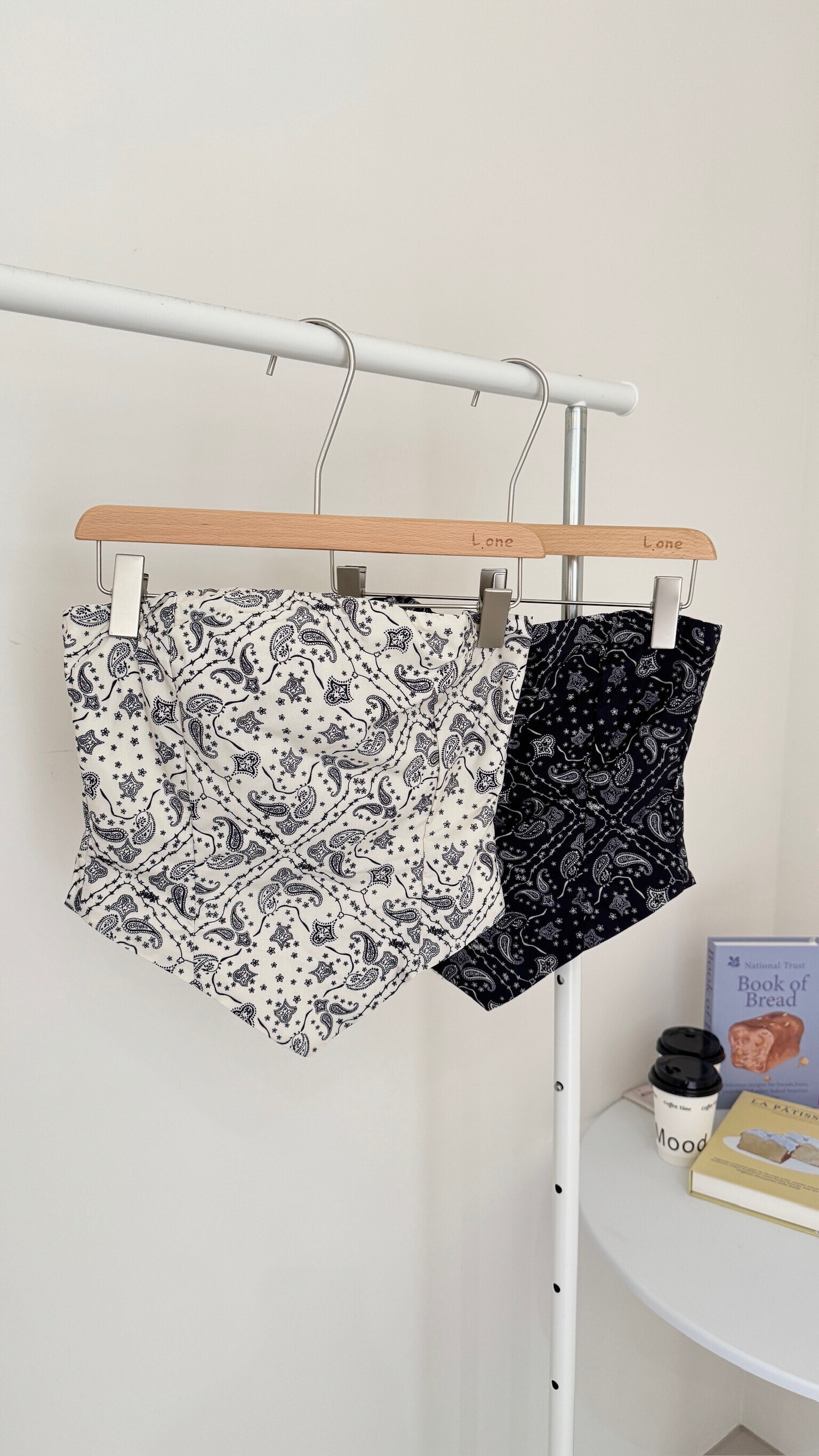 變形花紋平口綁帶上衣