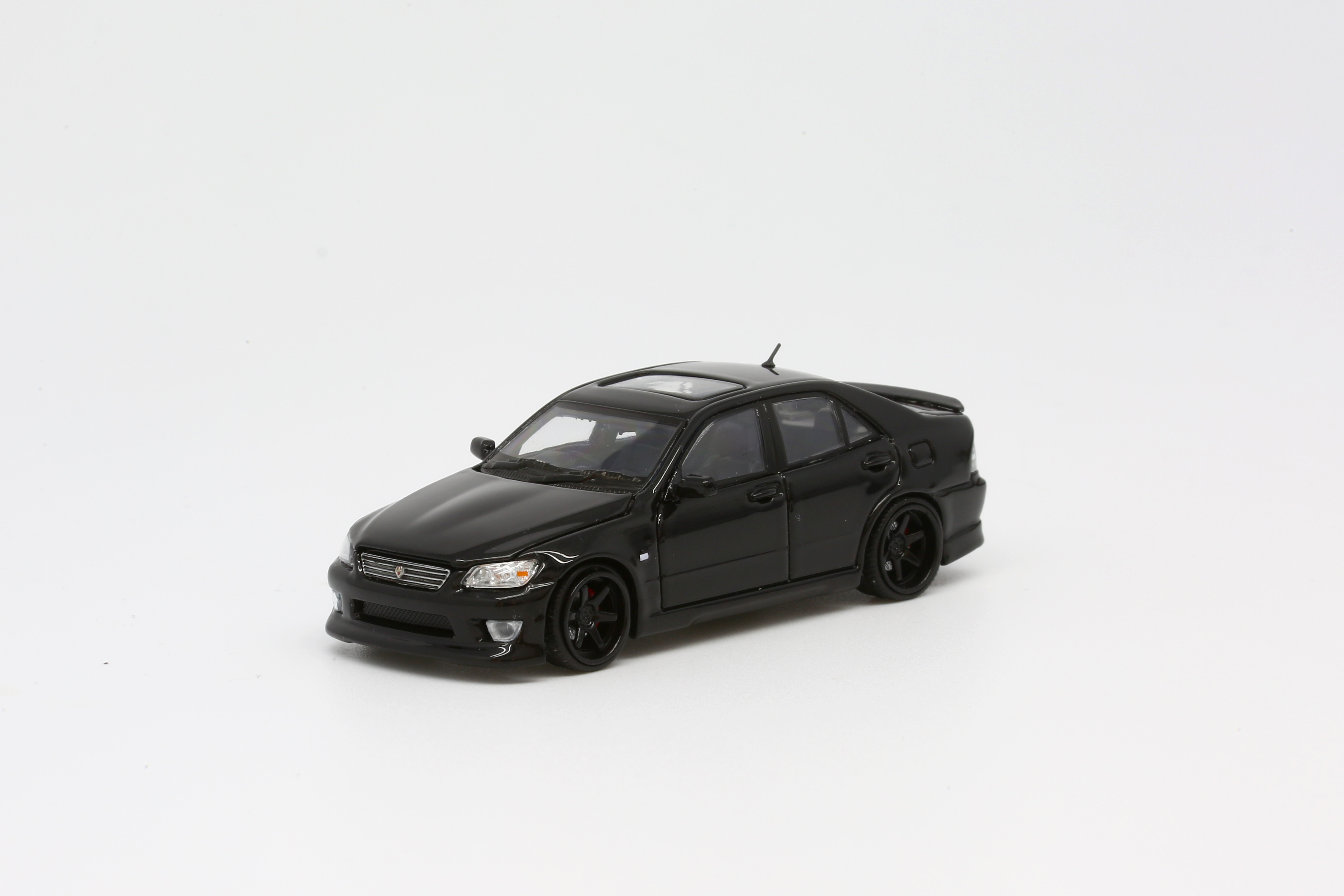 1/64 Model 1 x Focal Horizon Toyota Altezza RS200 SXE10 Black (C33621 )