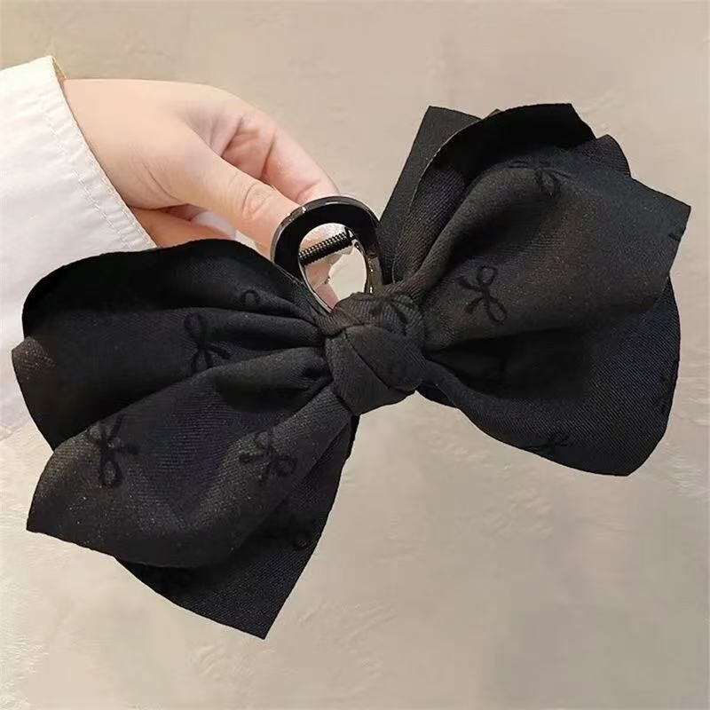 Runaway Princess Bow Hair Claw Clip
