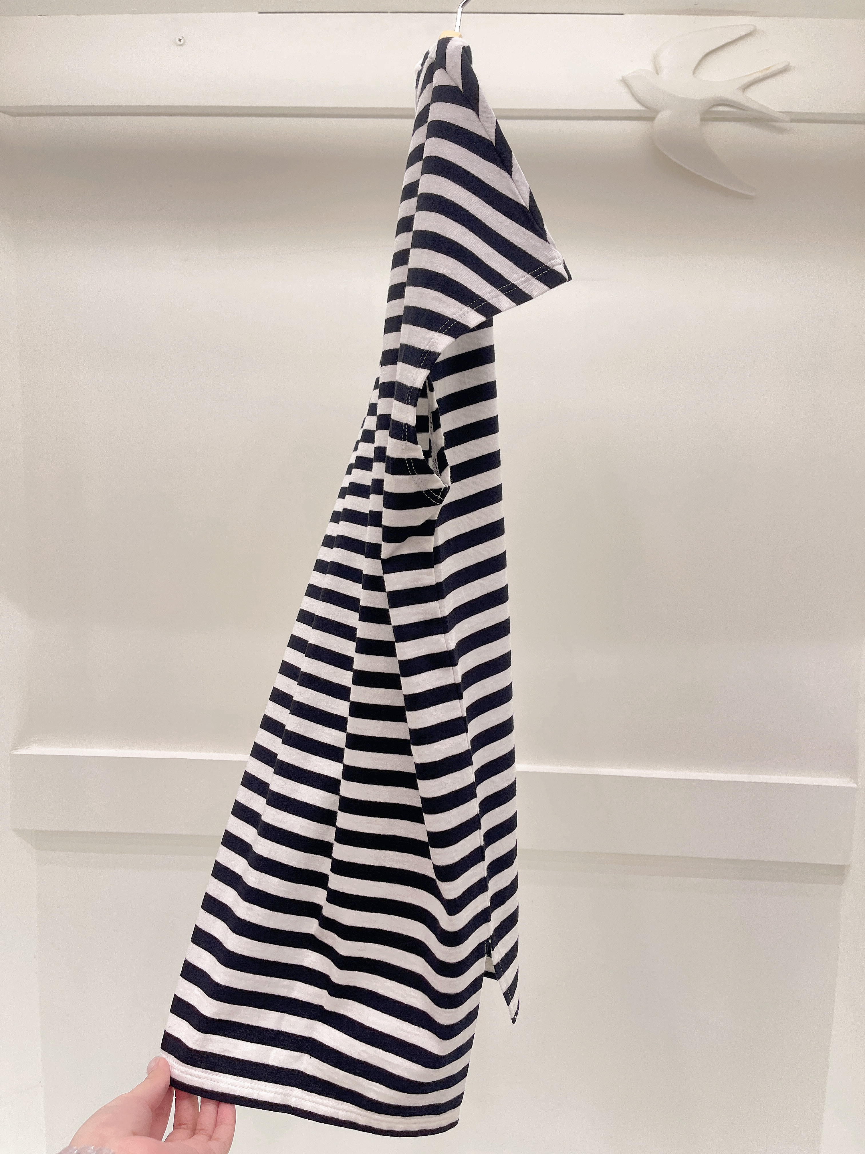 白領斜袖橫條上衣