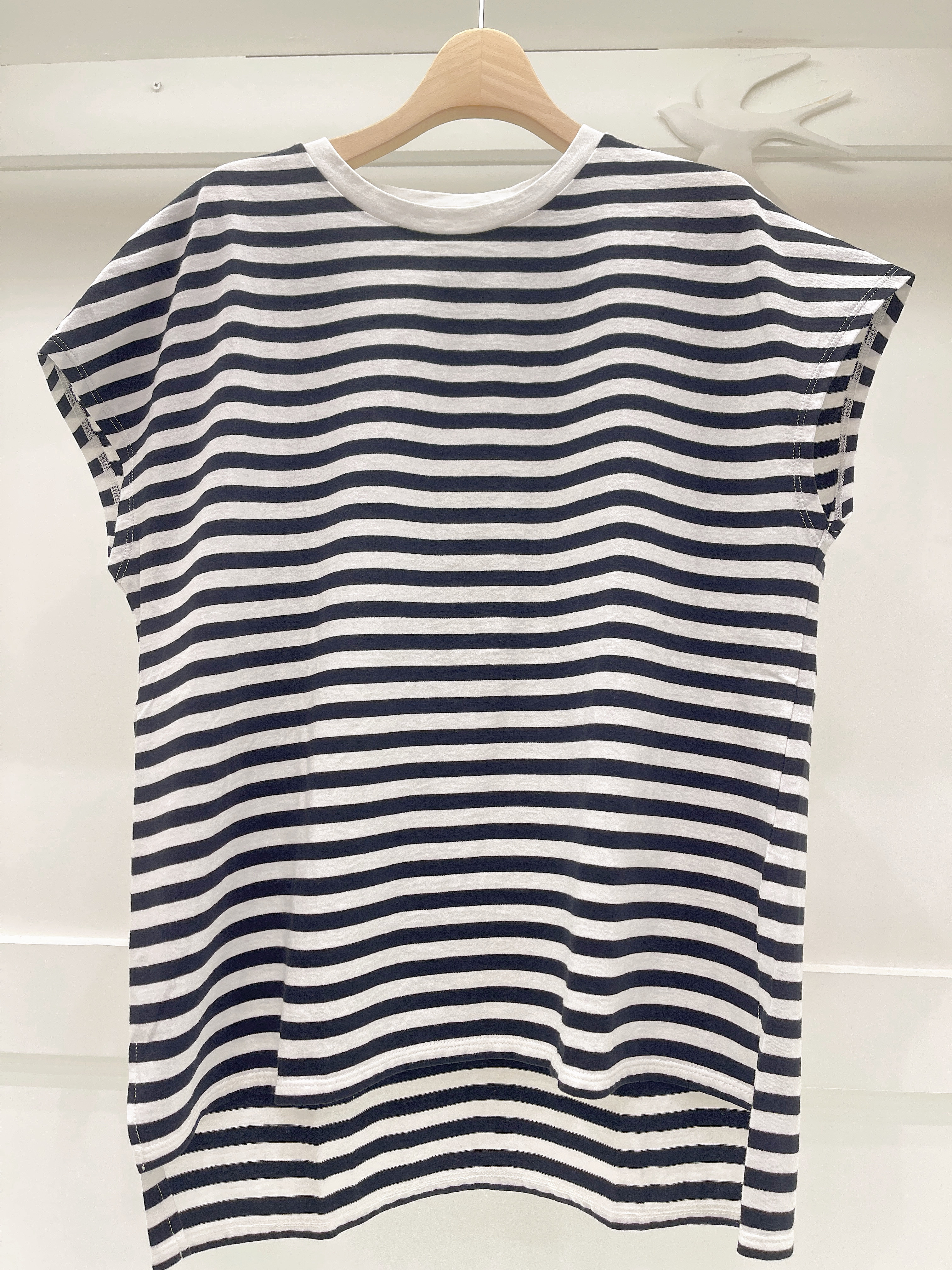 白領斜袖橫條上衣